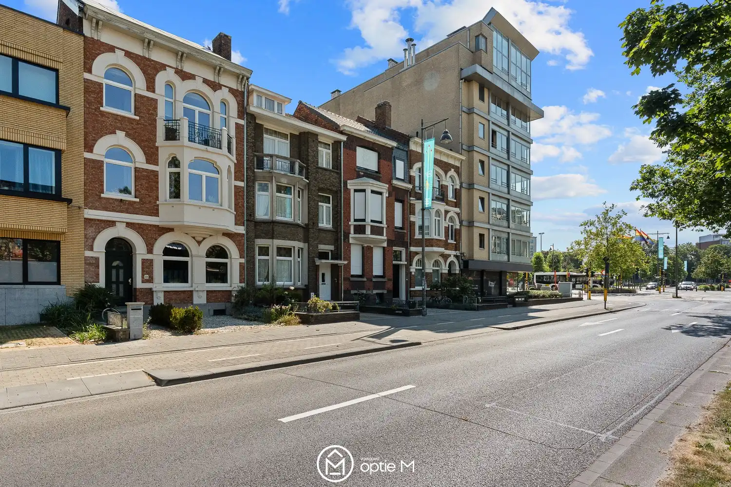 Karaktervol Herenhuis te koop vlakbij centrum Hasselt foto 32