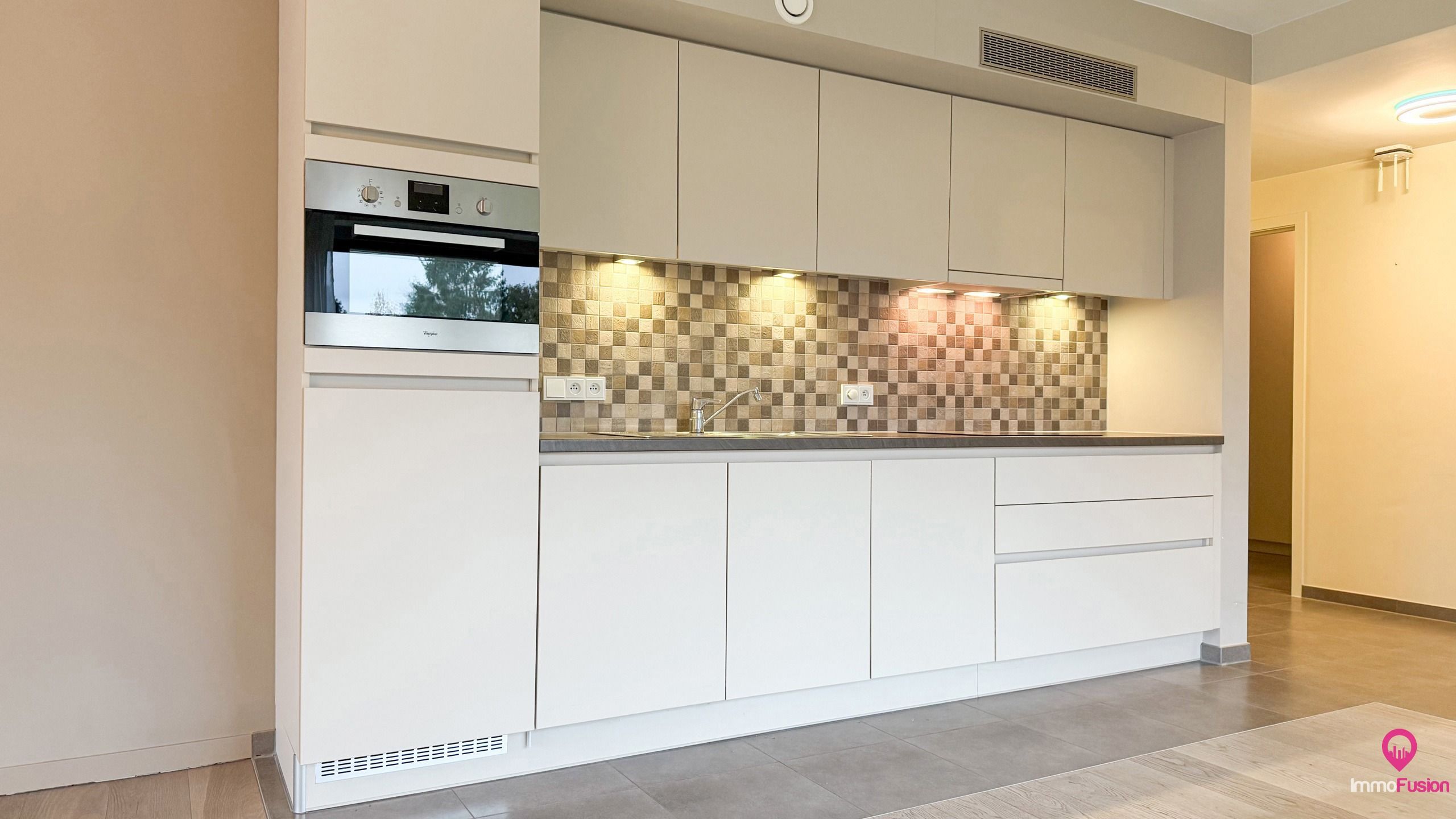 Stijlvol serviceflat met comfort, rust en zekerheid! foto 6