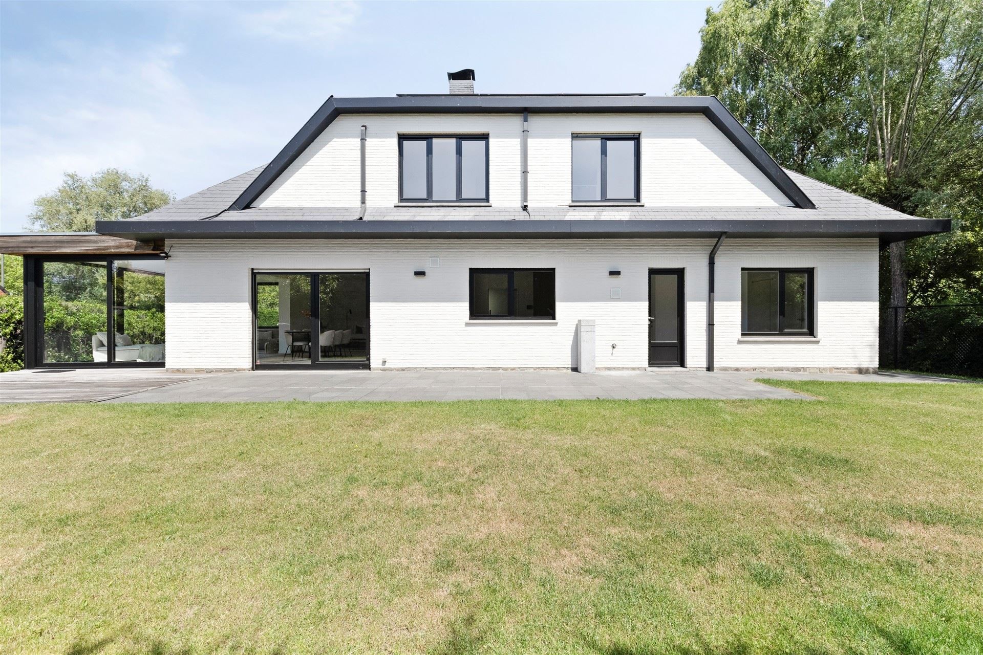 Top-notch gerenoveerde villa met 4 slaapkamers en 3 badkamers op 705m² met zuidtuin foto 36
