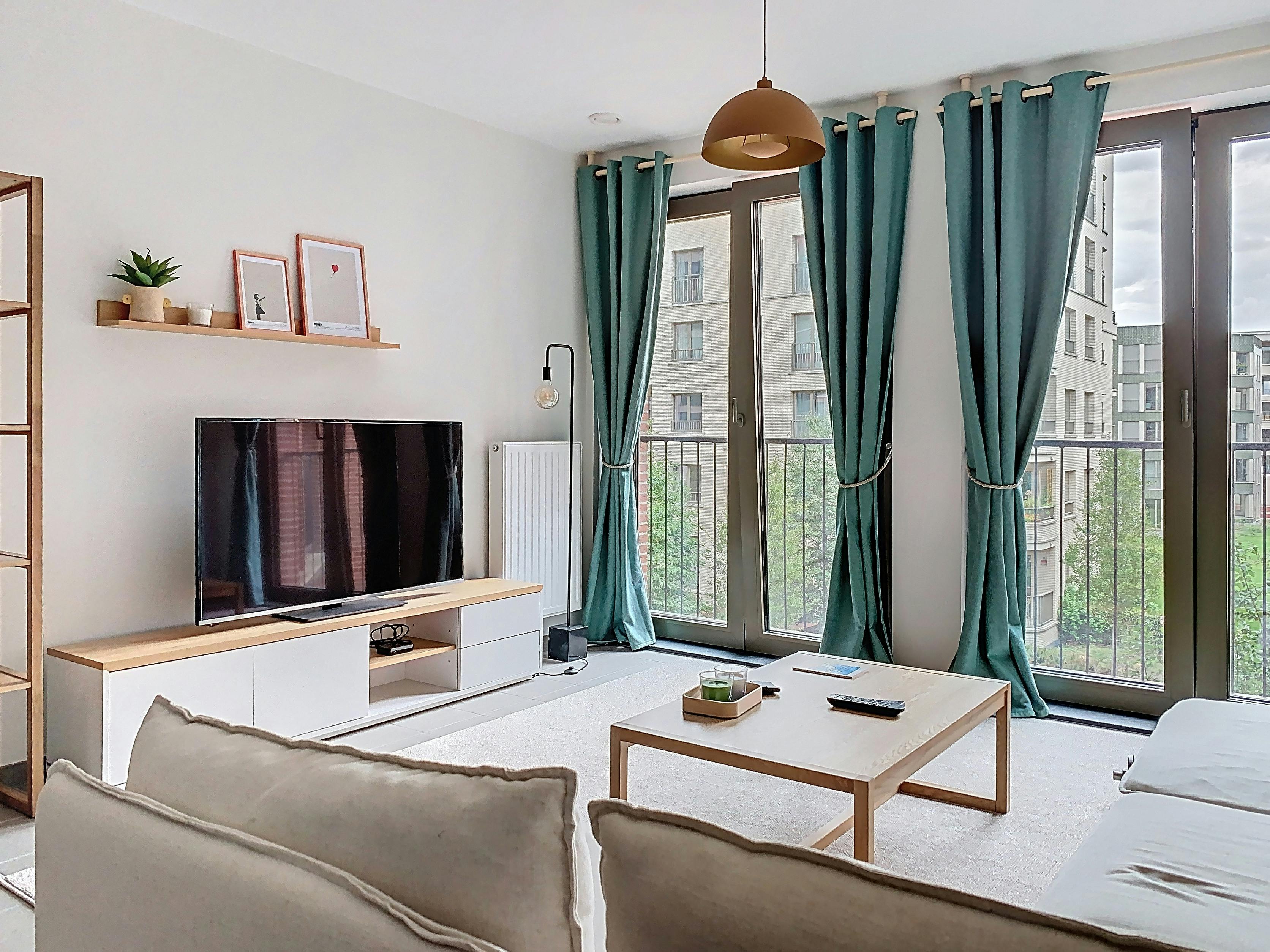 Tour & Taxis - Lichtijk 1-slaapkamerappartement te huur  foto 4