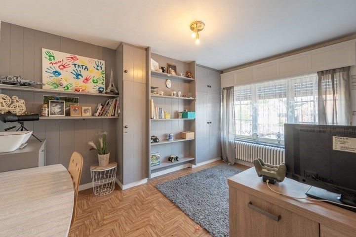 Opbrengsteigendom met 2 appartementen en garage/loods. foto 6