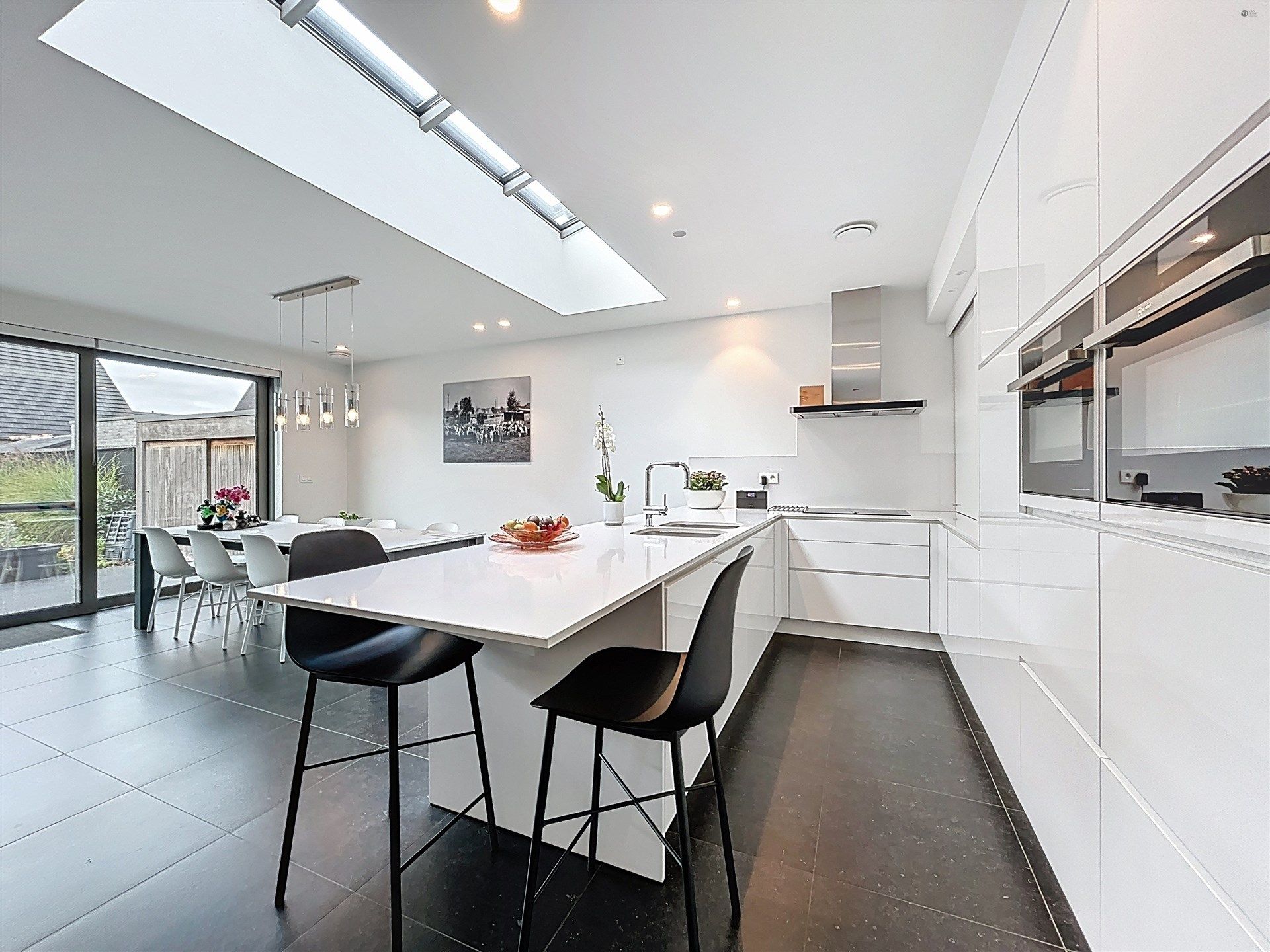 prachtige instapklare woning met garage   foto 3