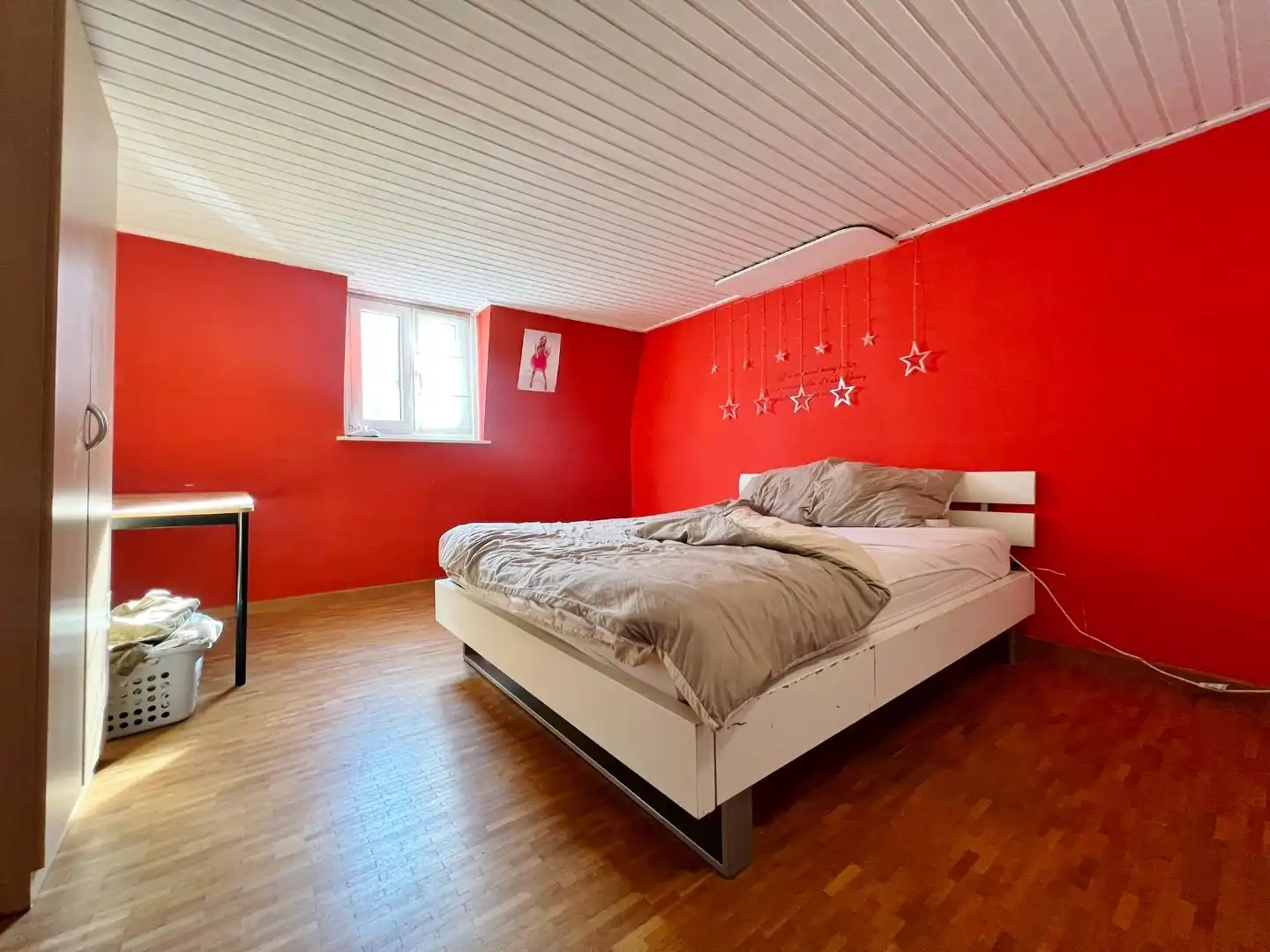 Duplex appartement met 3 slaapkamers en terras op wandelafstand van de markt.  foto 11