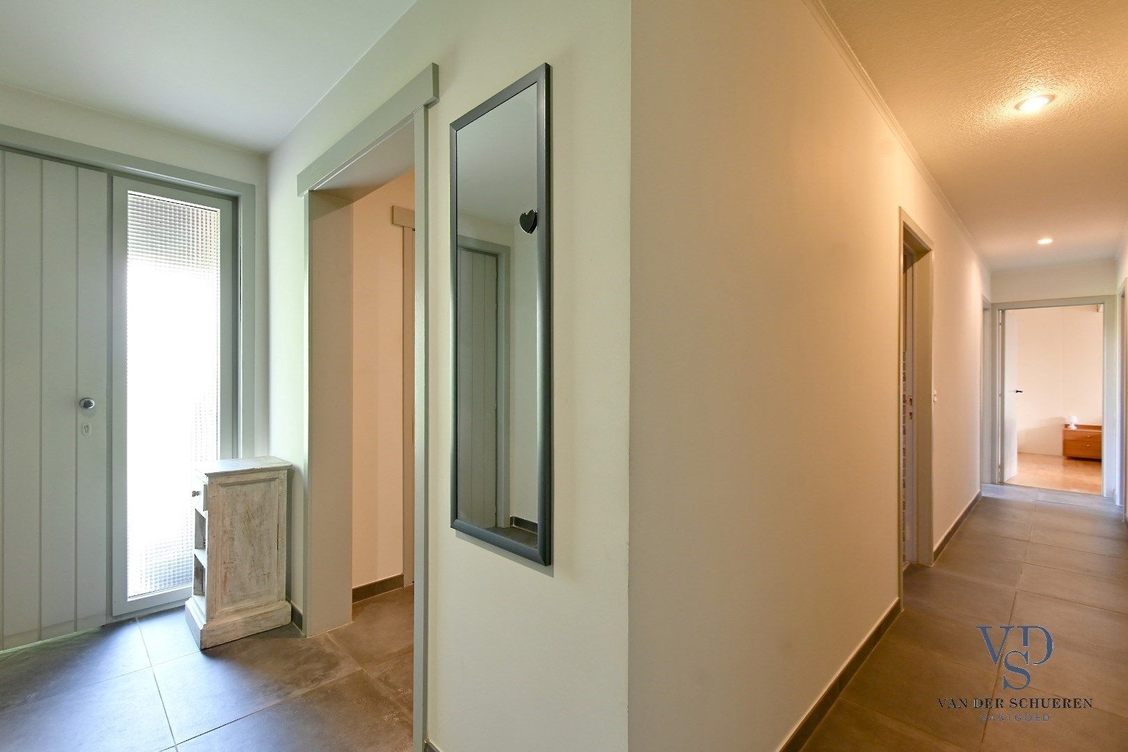 Instapklare woning (2427m²) met stallen. foto 12