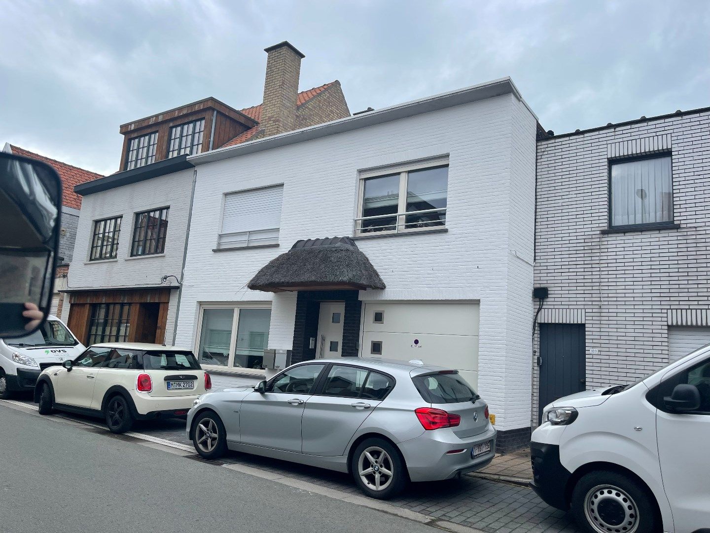 GERENOVEERDE WONING te KNOKKE met GARAGE! foto 1