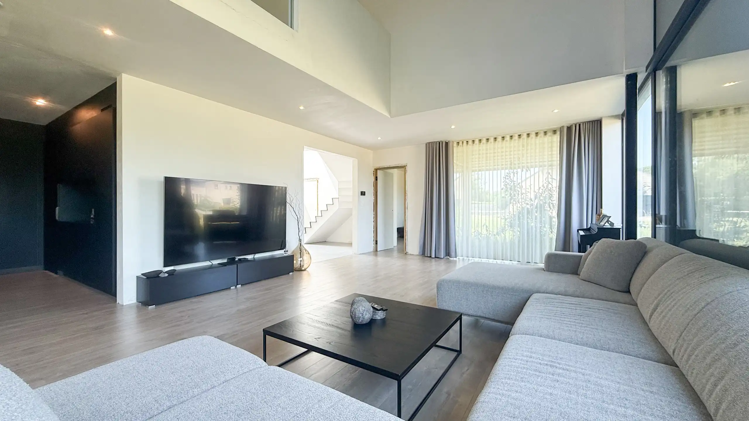 Moderne instapklare woning met 3 slpk op rustige ligging! foto 5