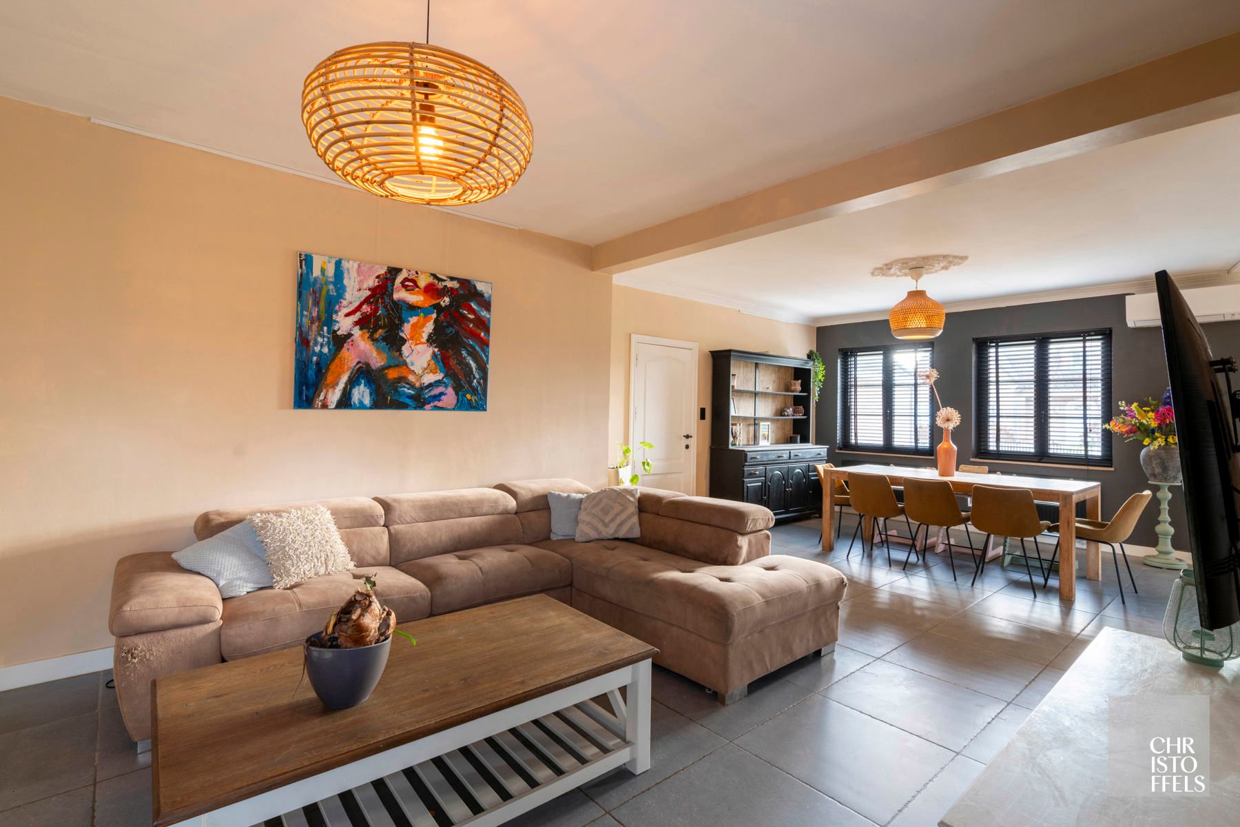 Instapklare woning (279m²) in groene omgeving te Kesselt-Lanaken! foto 5