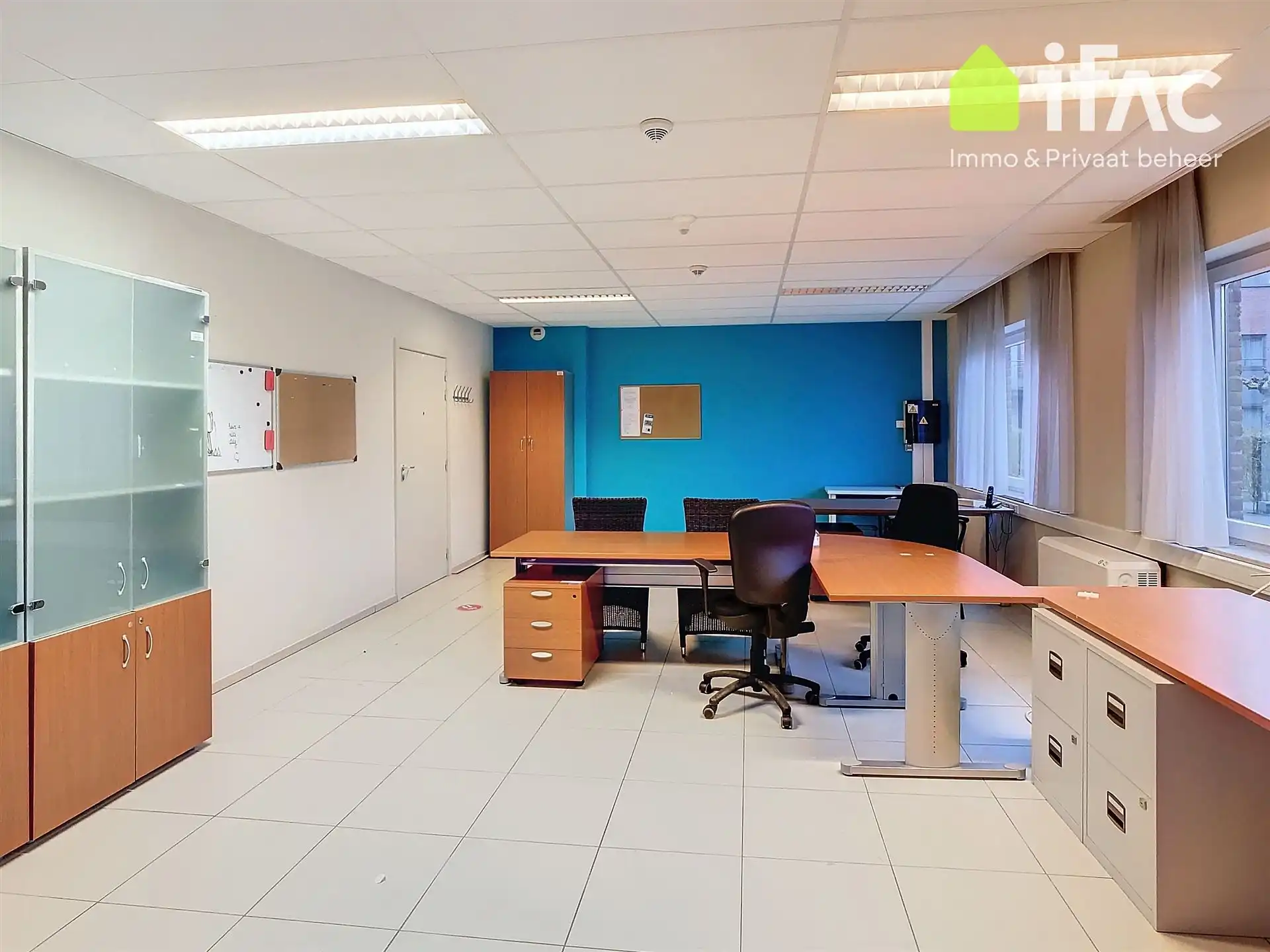 Kantoor of praktijkruimte van 45m² in Residentie Druivelaar foto 2