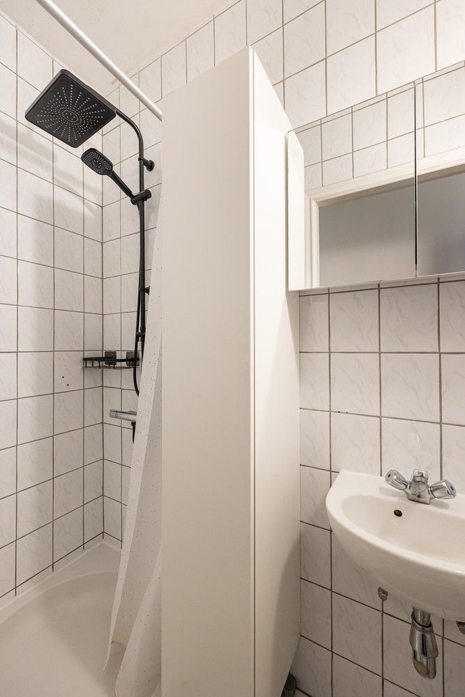 Sfeervol gelijkvloers appartement met zonnige westgerichte tuin in hartje Deurne foto 8