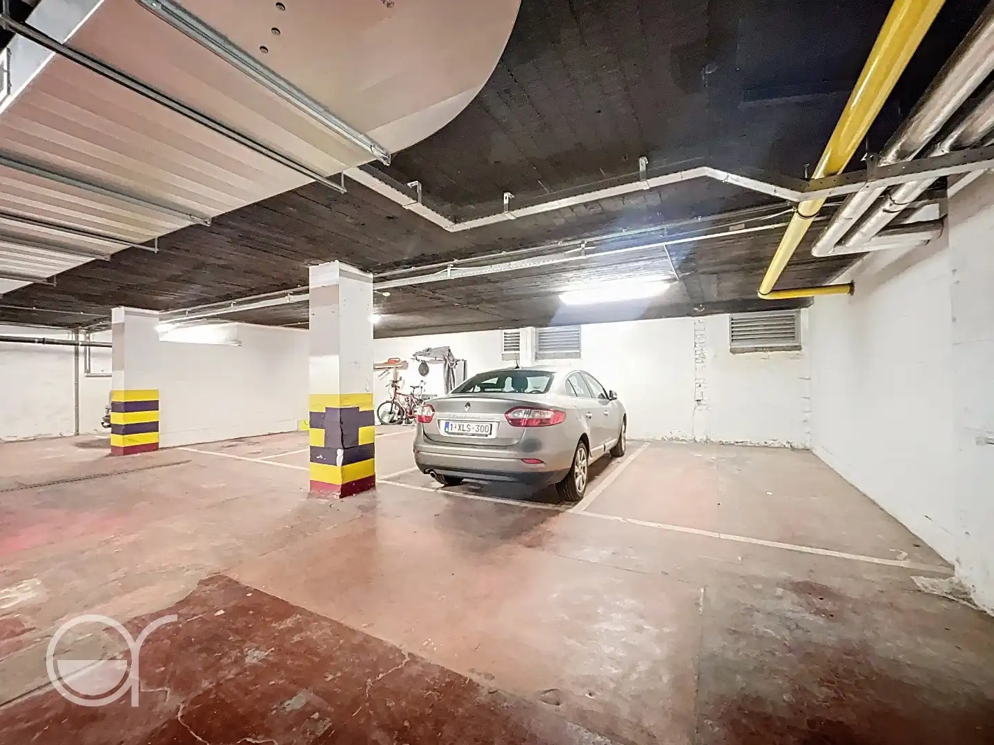 Parkeerplaats te huur Kortrijksesteenweg 390 -/30 - 9000 Gent