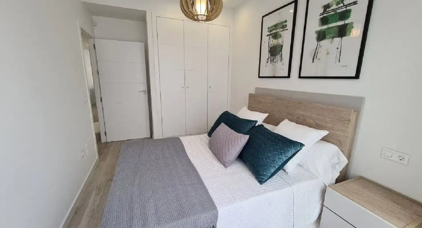 Moderne vakantiewoningen met privézwembad in het authentieke Avileses foto 4