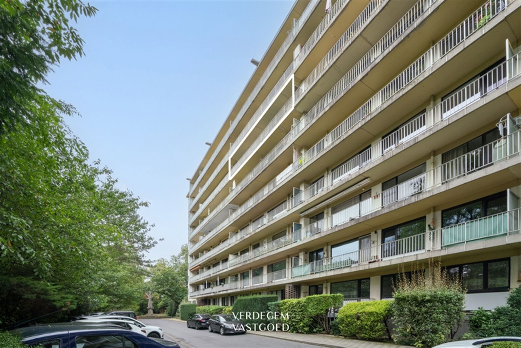 Mooi gerenoveerd en instapklaar appartement: een oase in het groen foto 13