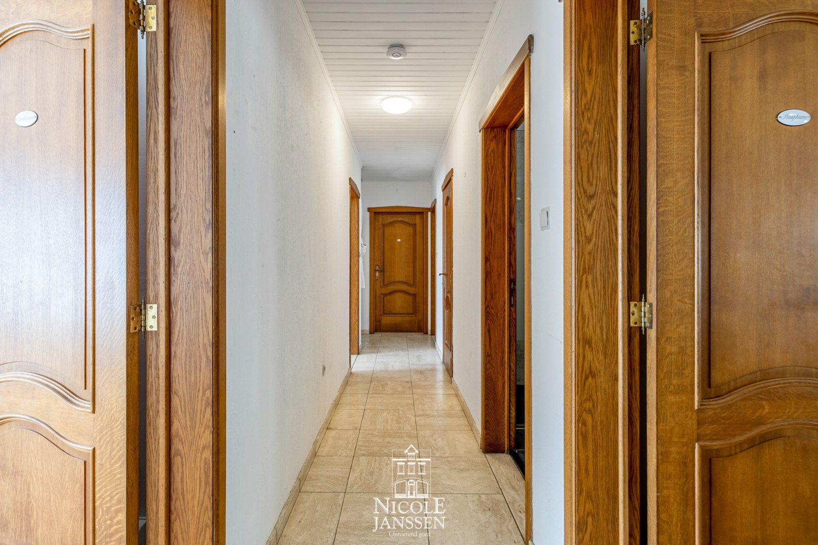 Vrijstaande woning op royaal perceel foto 10