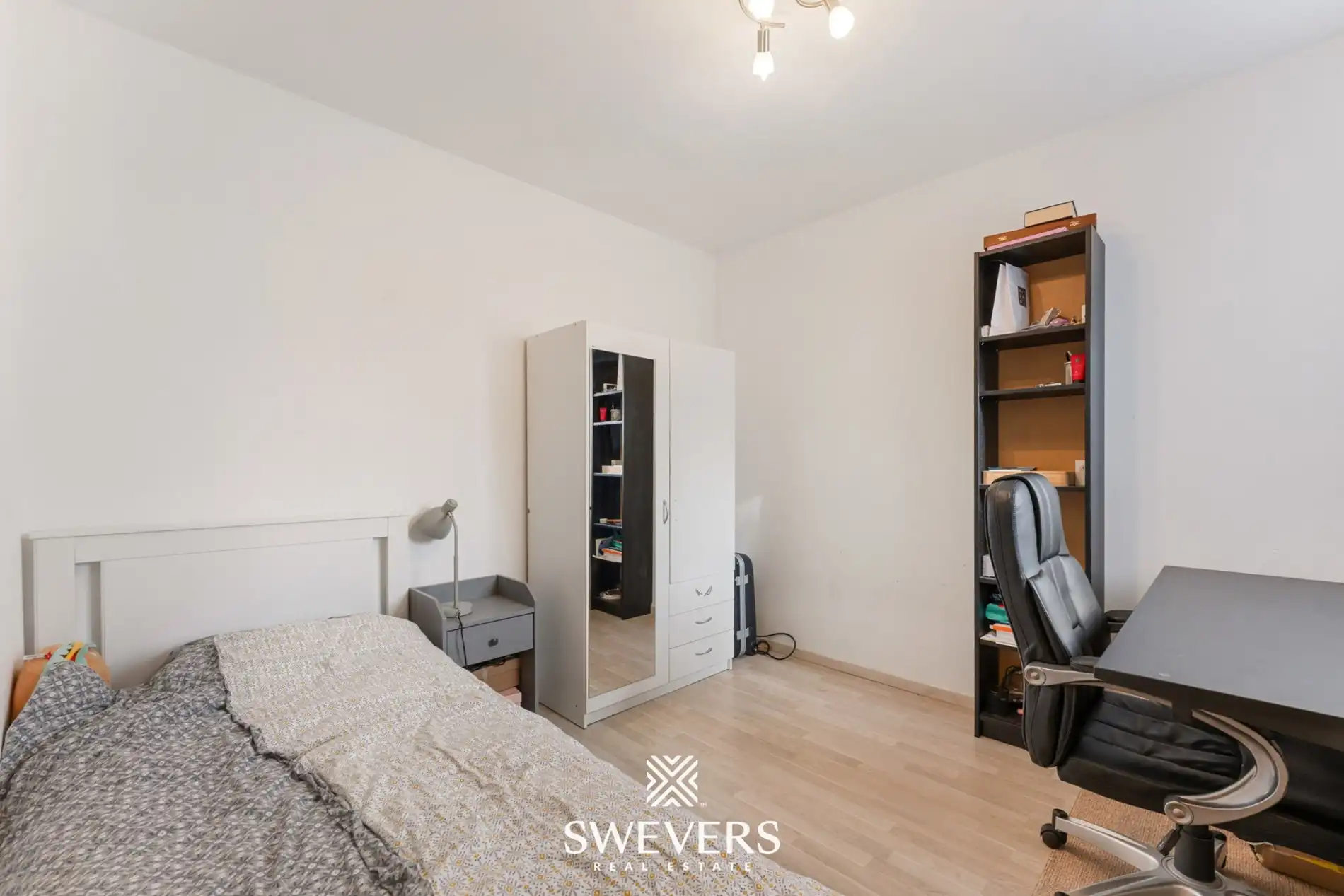 Mooi appartement, 2 slpk, met ruime autostaanplaats en aparte kelderberging foto 11