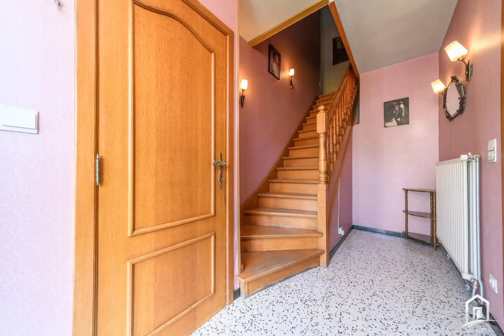 Rustig gelegen gezinswoning met 4 slaapkamers te Erembodegem. foto 3