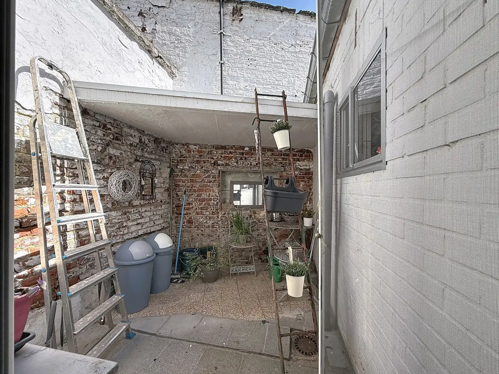 Charmante woning met 2 (3de mogelijk) slpks + koer foto 15