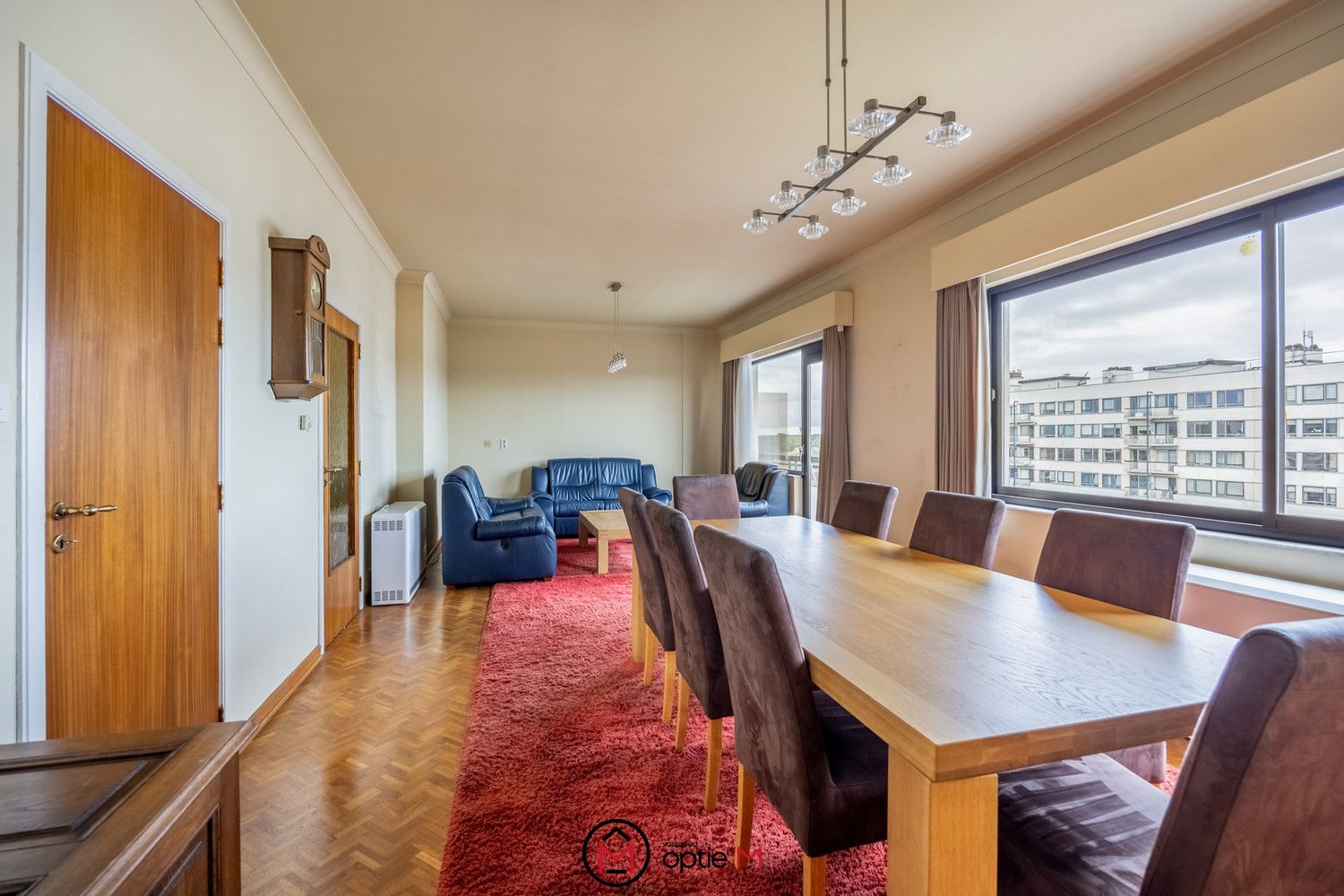 APPARTEMENT MET PANORAMISCH ZICHT EN TERRAS IN HARTJE GENK foto 6