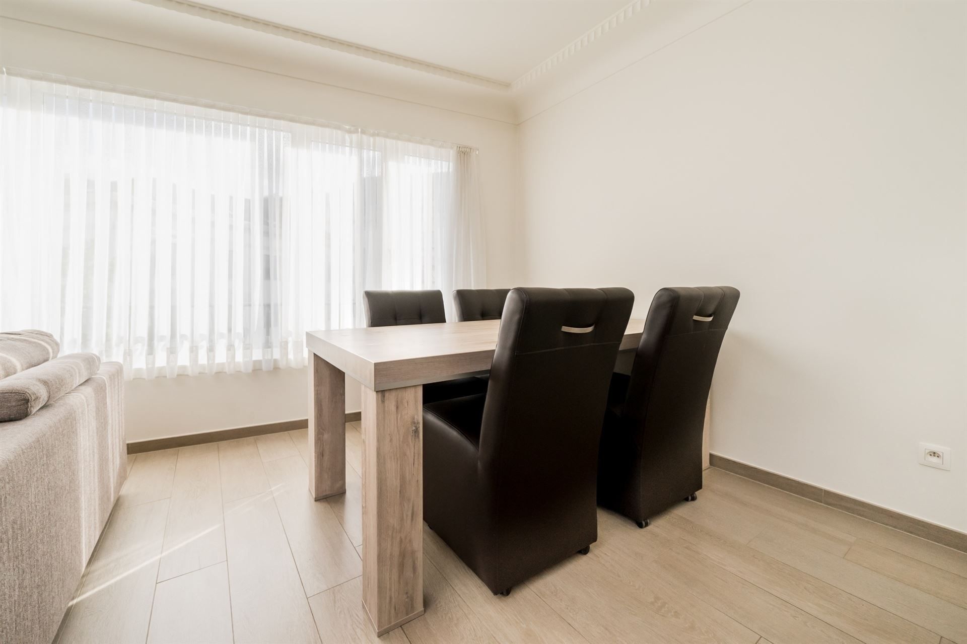 Lichtrijk appartement nabij Mechelen-centrum en het station foto 4