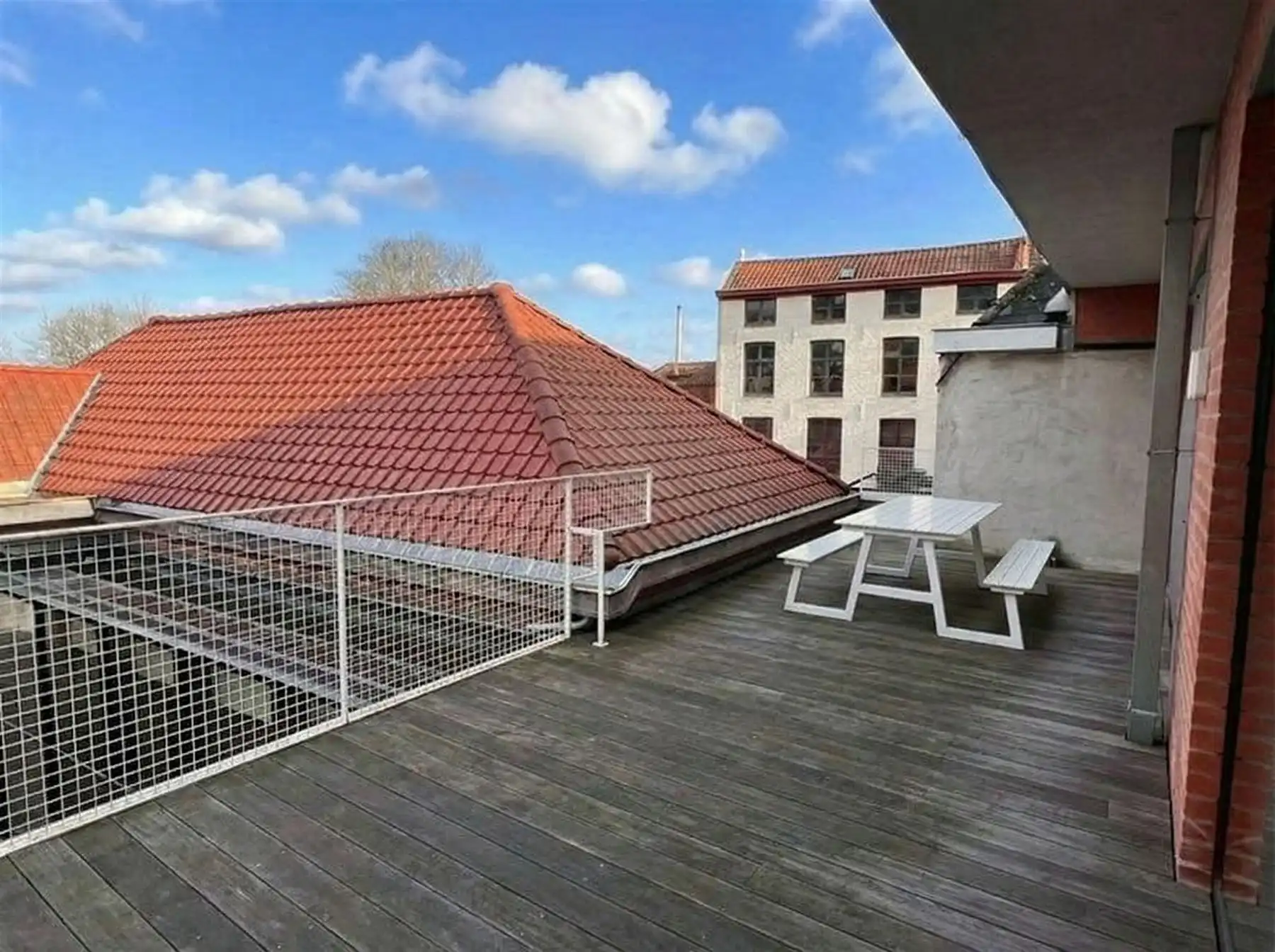 Gezellig appartement 3 slaapkamers en dakterras foto 2