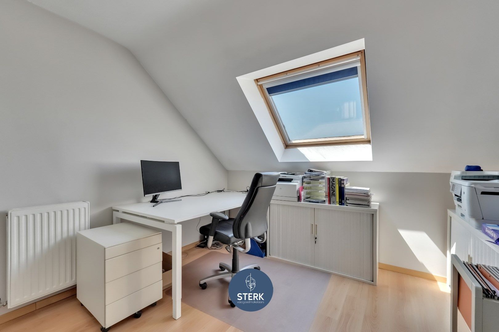 INSTAPKLAAR DUPLEX-APPARTEMENT MET 3 SLPKS EN 2 TERRASSEN TE REKEM !  foto 14