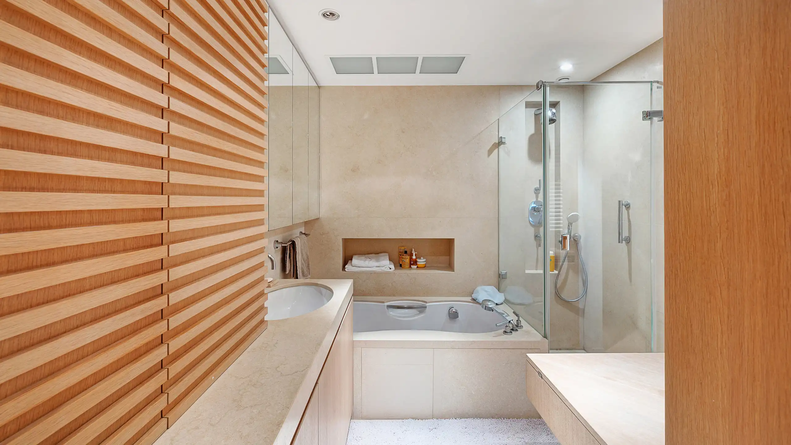 Prachtig HOEKAPPARTEMENT in een elegante villaresidentie... foto 16