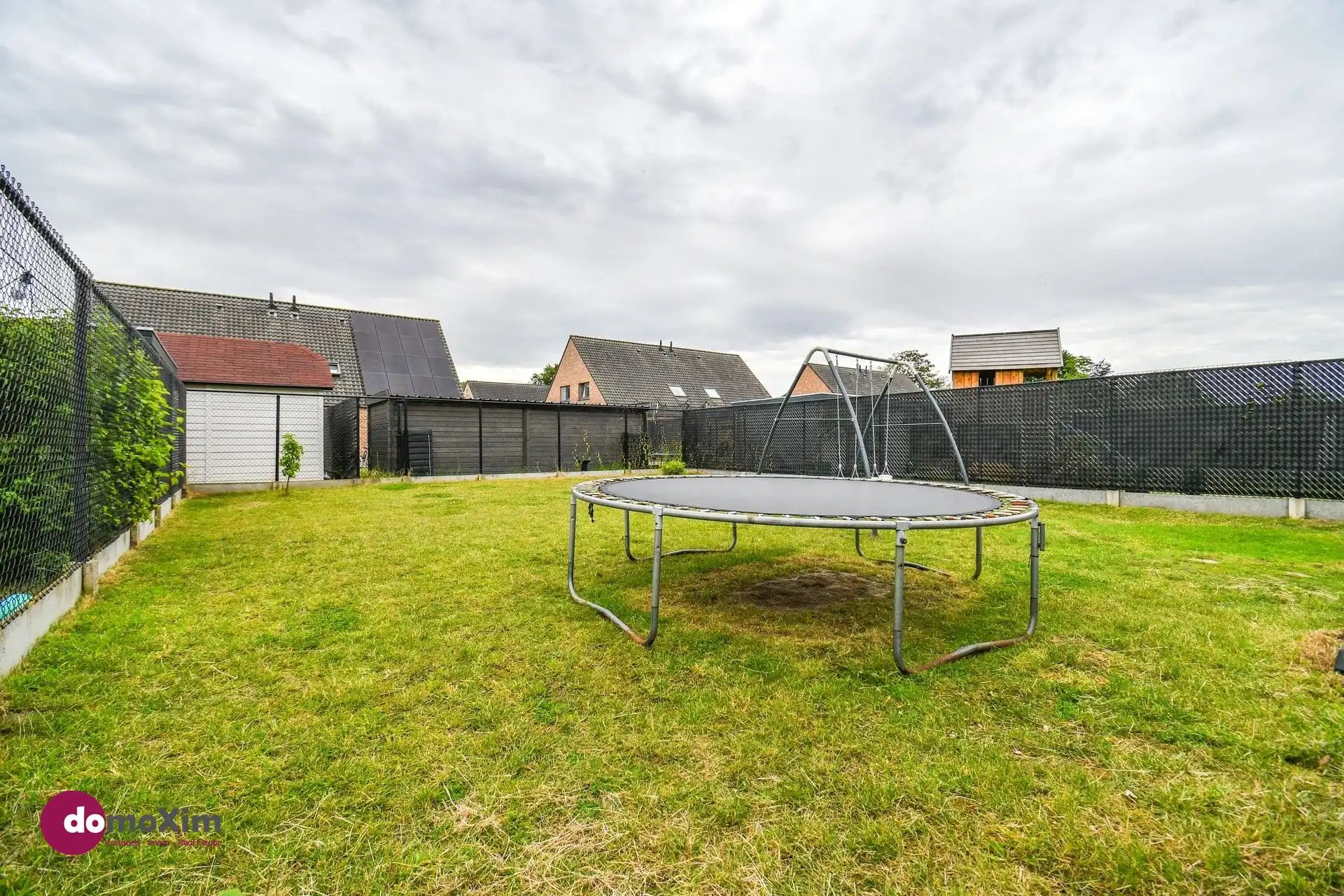 Mooie halfopen, recente woning met 3 slaapkamers in Hever foto 19