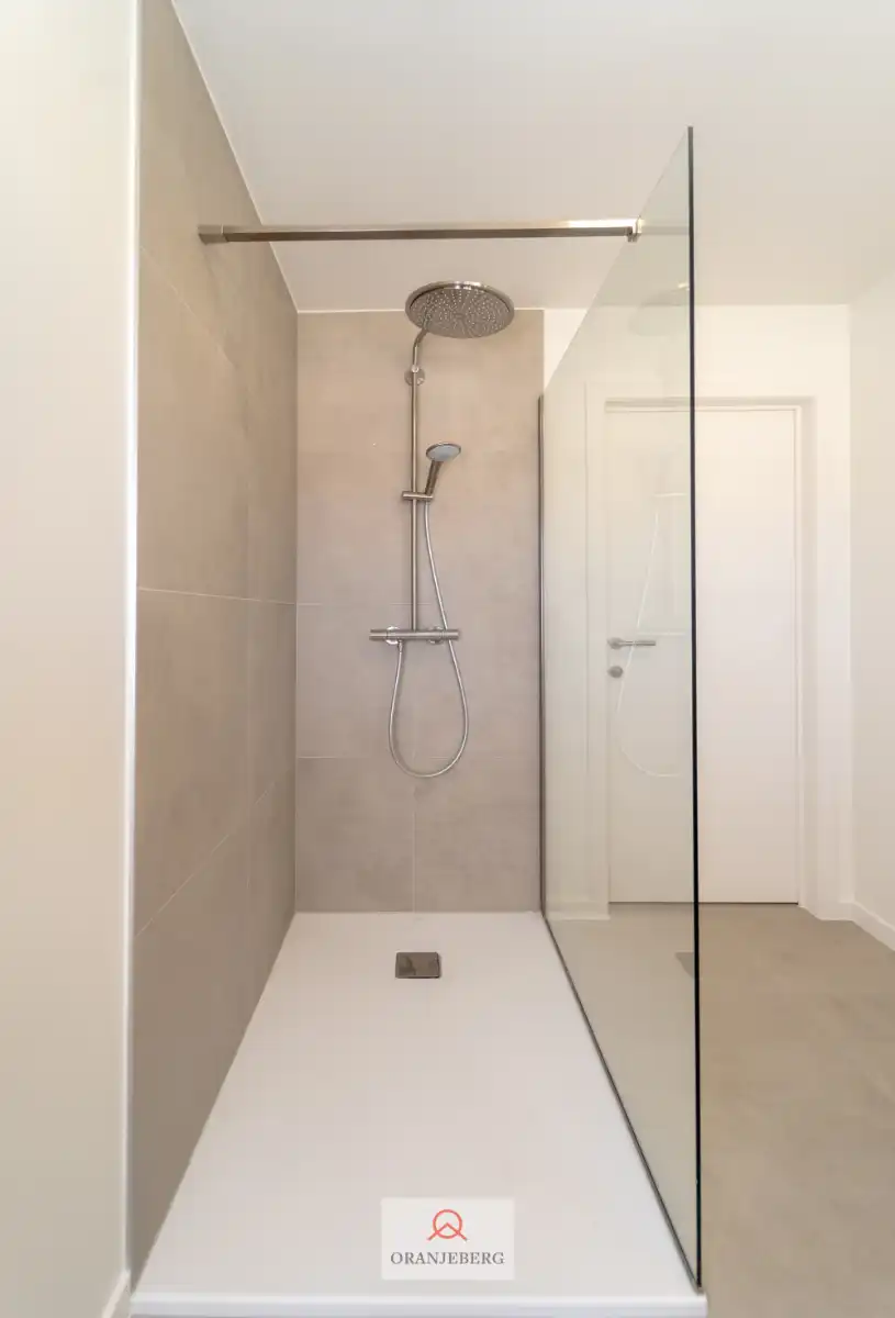 Gerenoveerd 2 slpk appartement met terras te Destelbergen foto 24