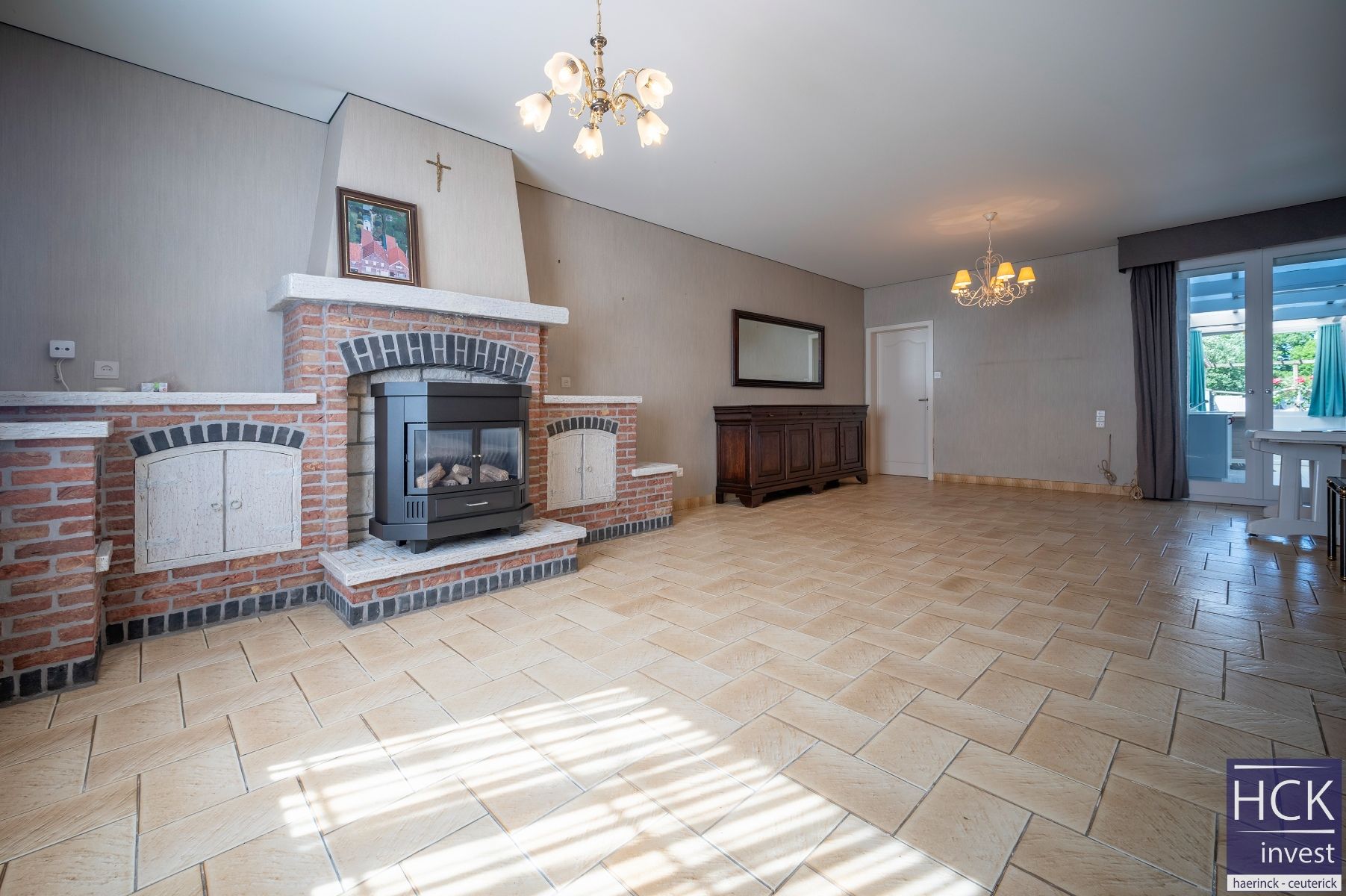 WINGENE - Kraaknette woning met 3 SLPK, inpandige garage én tuin foto 4