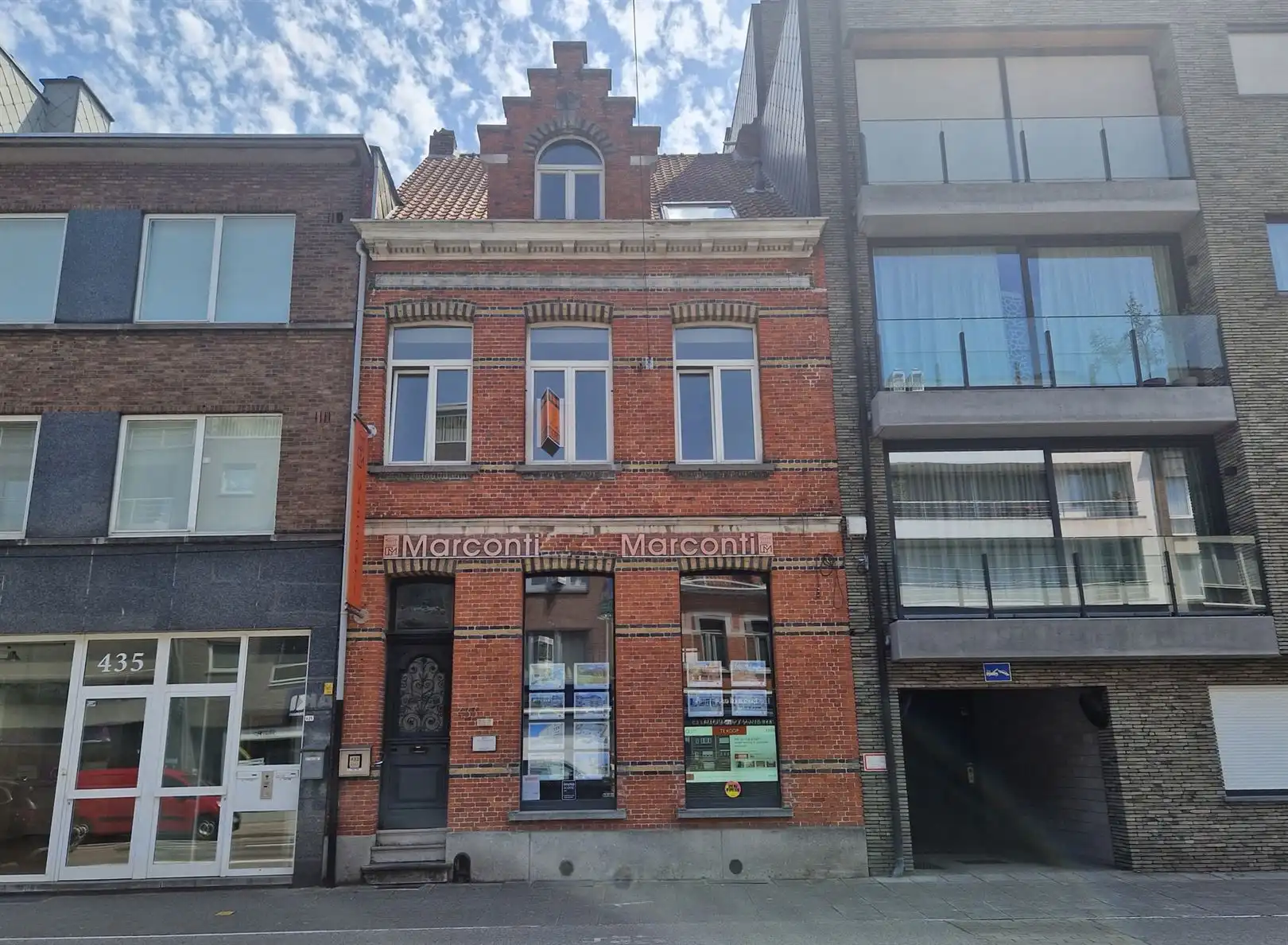 Duplex appartement in het centrum van Brasschaat. foto {{pictureIndex}}