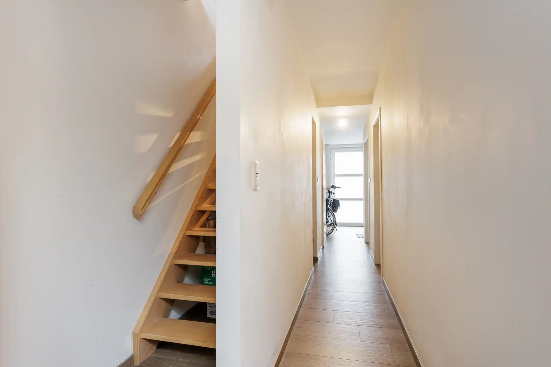 Instapklare  woning met drie slaapkamers en stadstuintje foto 14