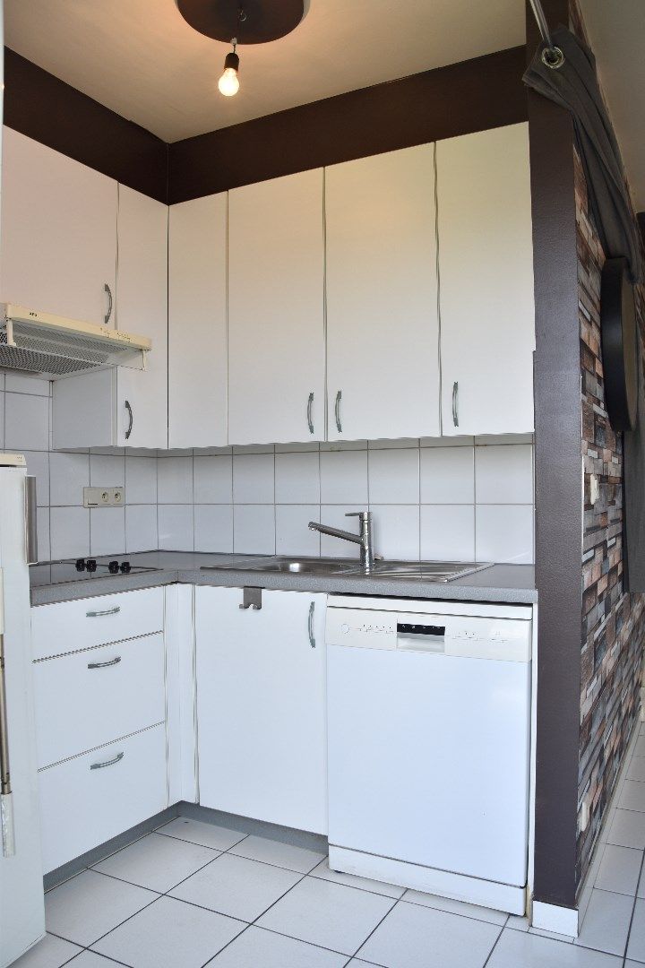 Dakappartement met 3 slaapkamers te koop in hartje Gullegem foto 4