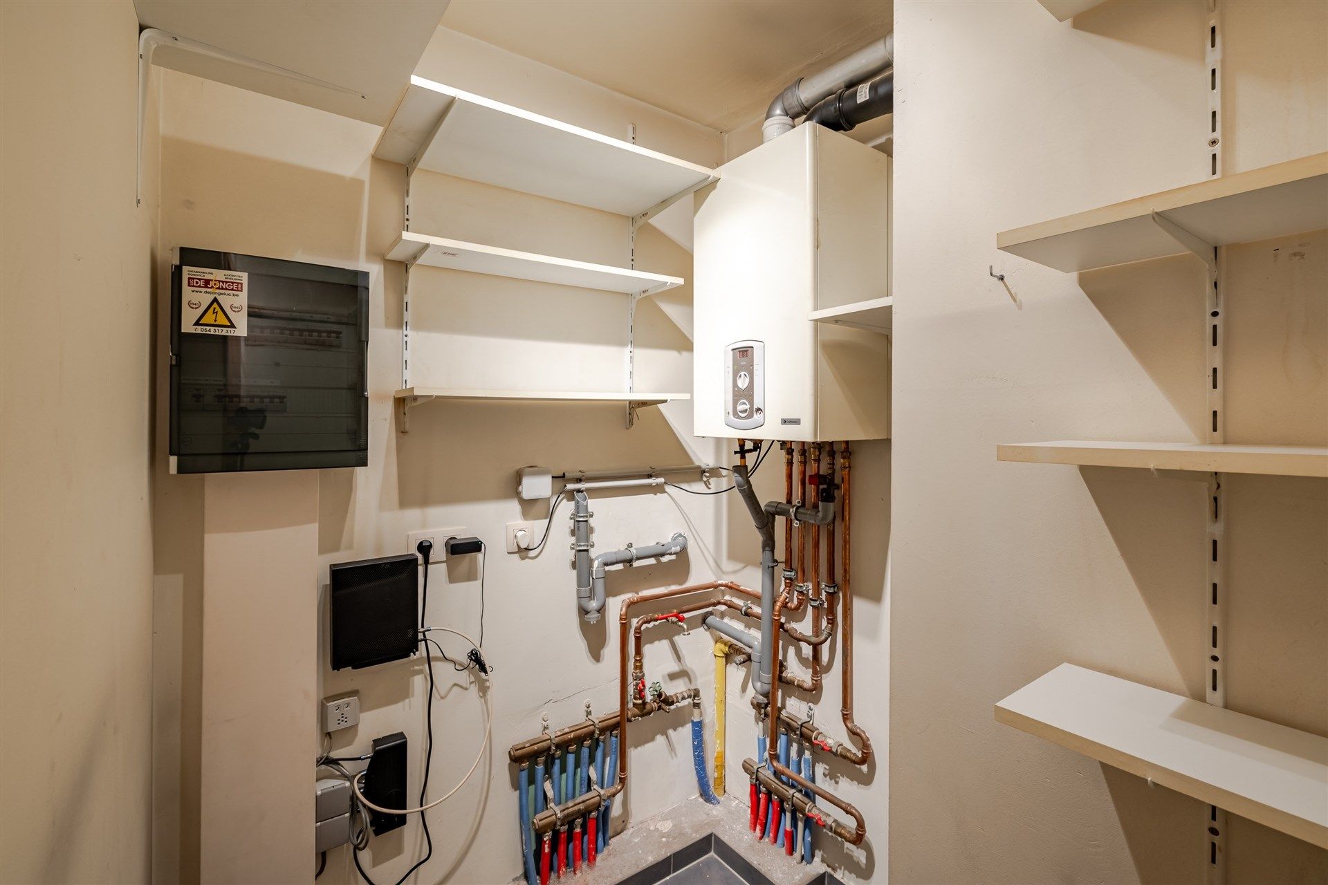 Ruim appartement met twee slaapkamers in het centrum van Aalst foto 15