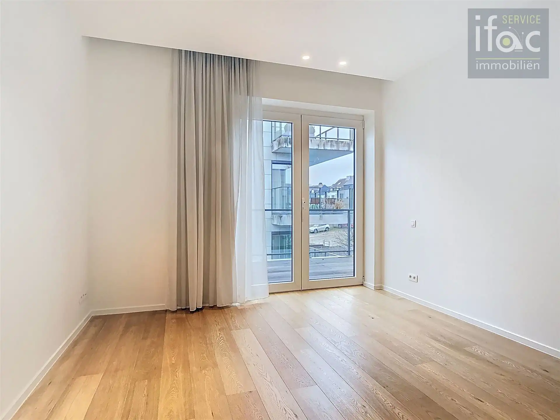 Appartement met groot terras en autostaanplaats in Lindepark foto 14