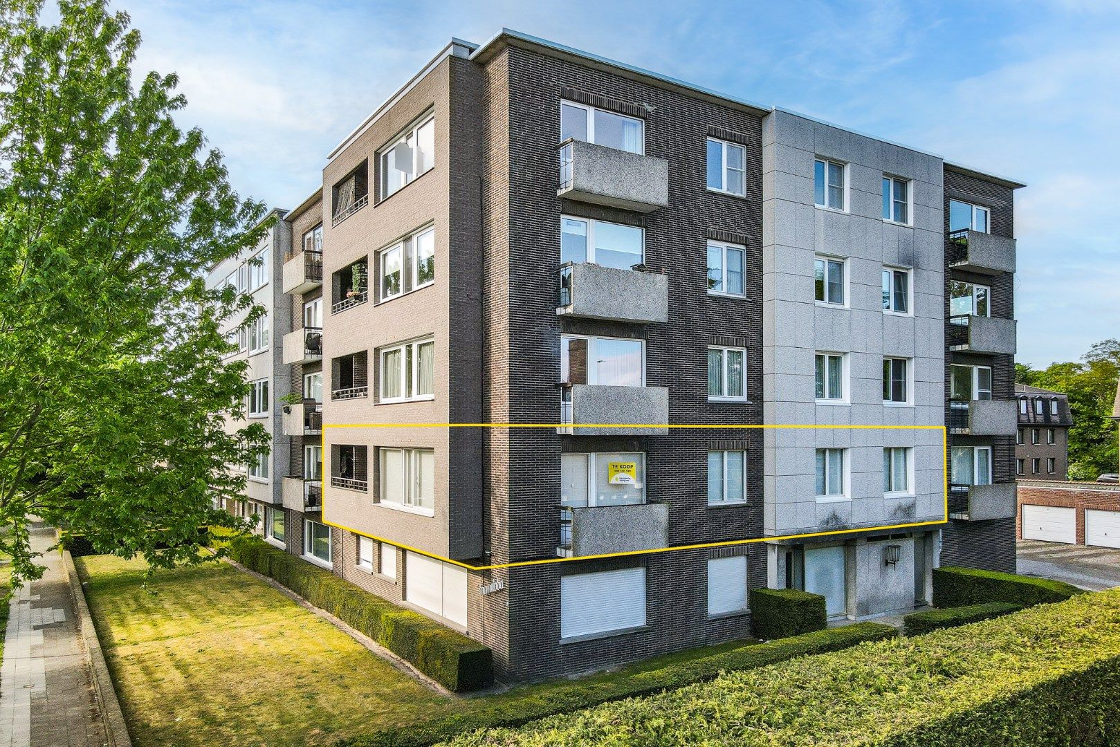 Ruim appartement op toplocatie met 3 slpks én garage in Sint-Andries foto 17