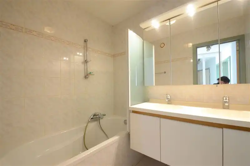 2 slaapkamer appartement gelegen te tijdokstraat Zeebrugge foto 8