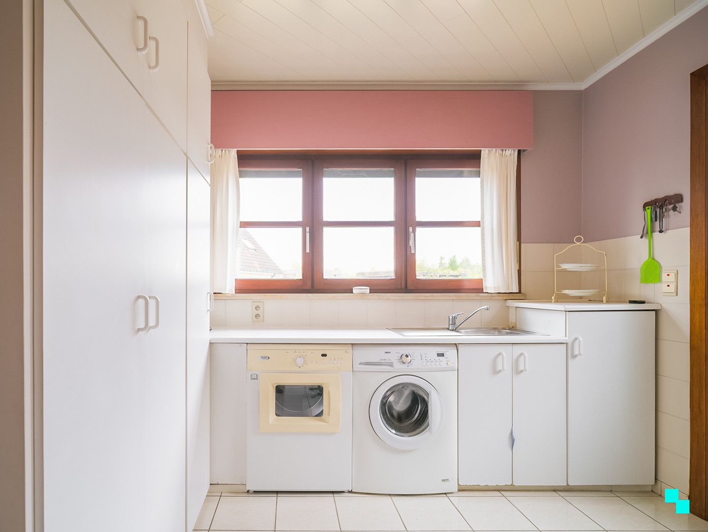 Te renoveren halfopen bebouwing in het hart van Merelbeke foto 16