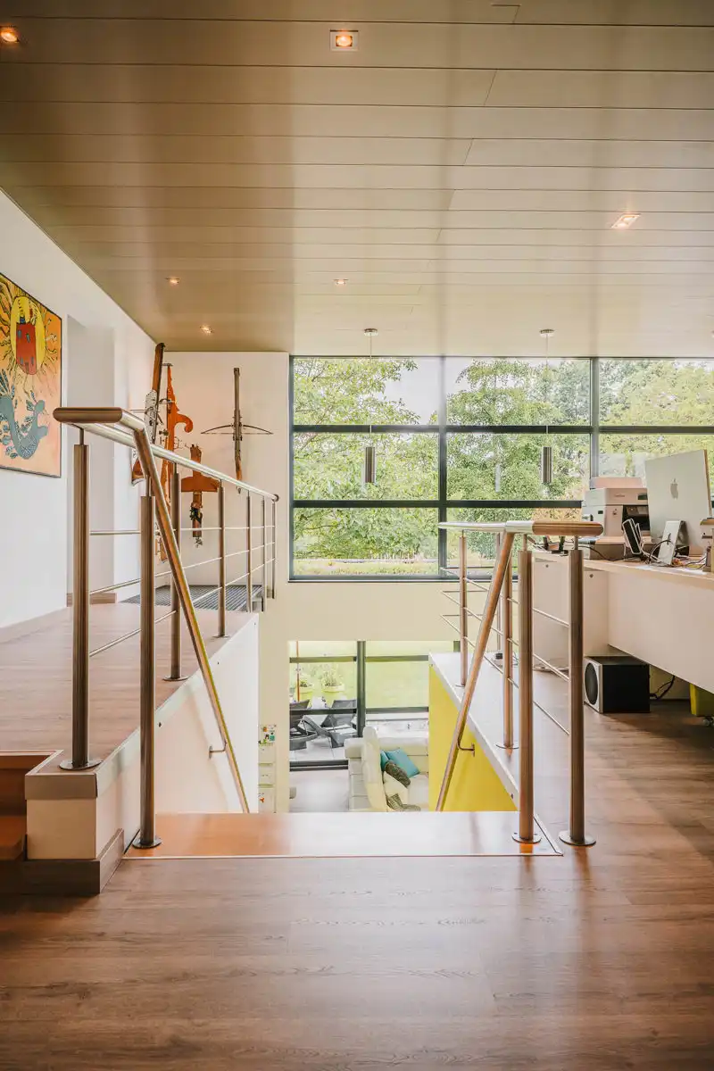 Stijlvolle, eigentijdse woning op een ruim perceel foto 48