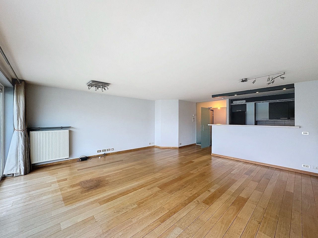 Ruim appartement met uitgestrekt zicht, gelegen aan de Knokkestraat foto 8