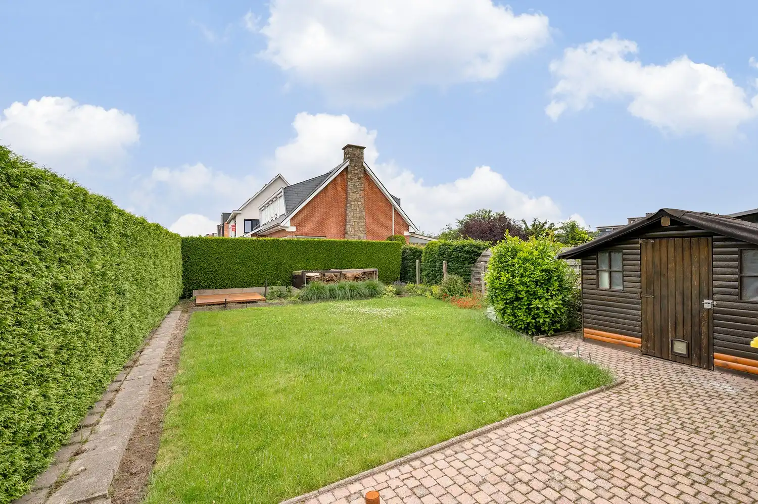 Te koop – Goed onderhouden halfopen bebouwing in Berlaar. foto 23