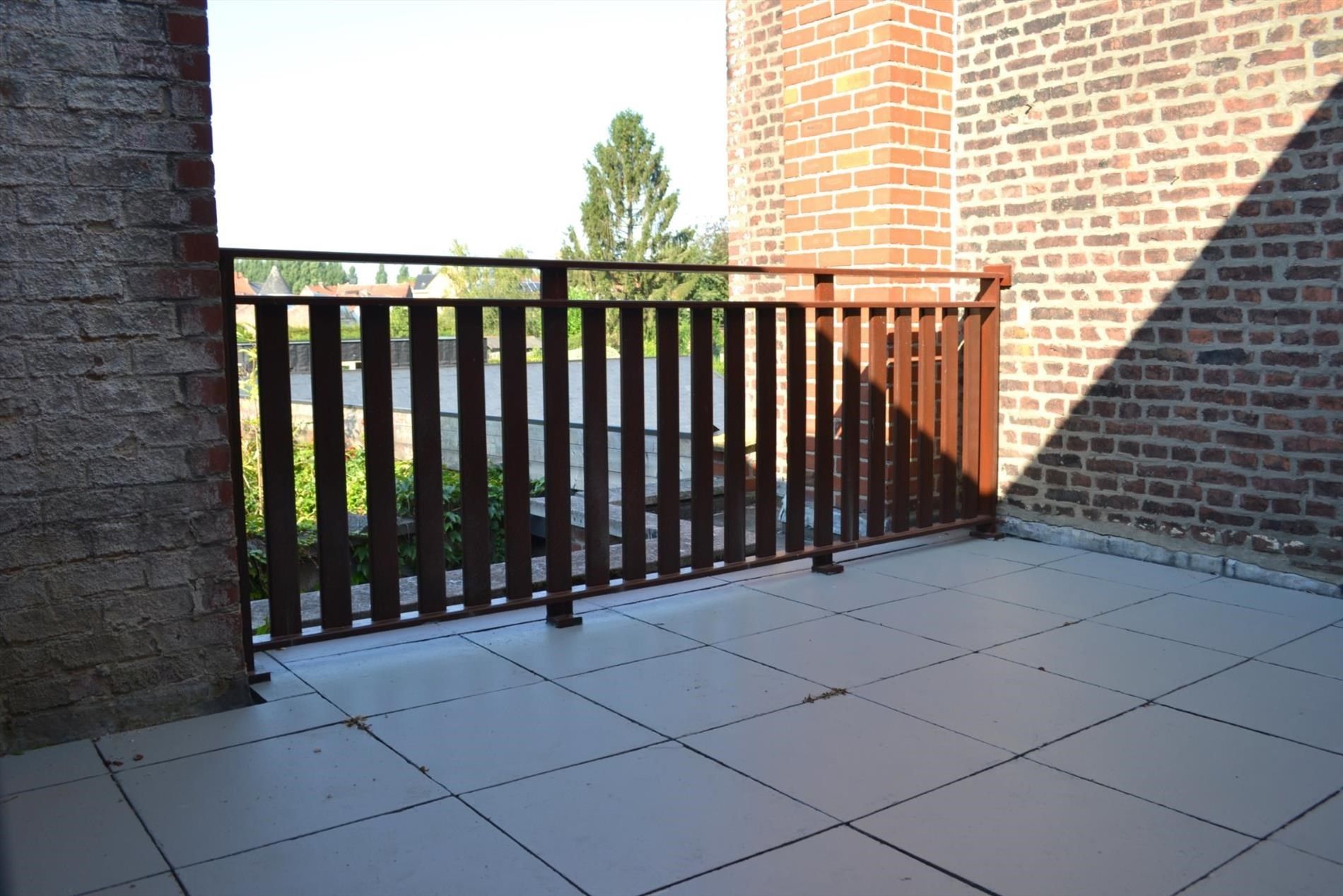 Centraal gelegen 3 slaapkamerappartement met terras foto 11