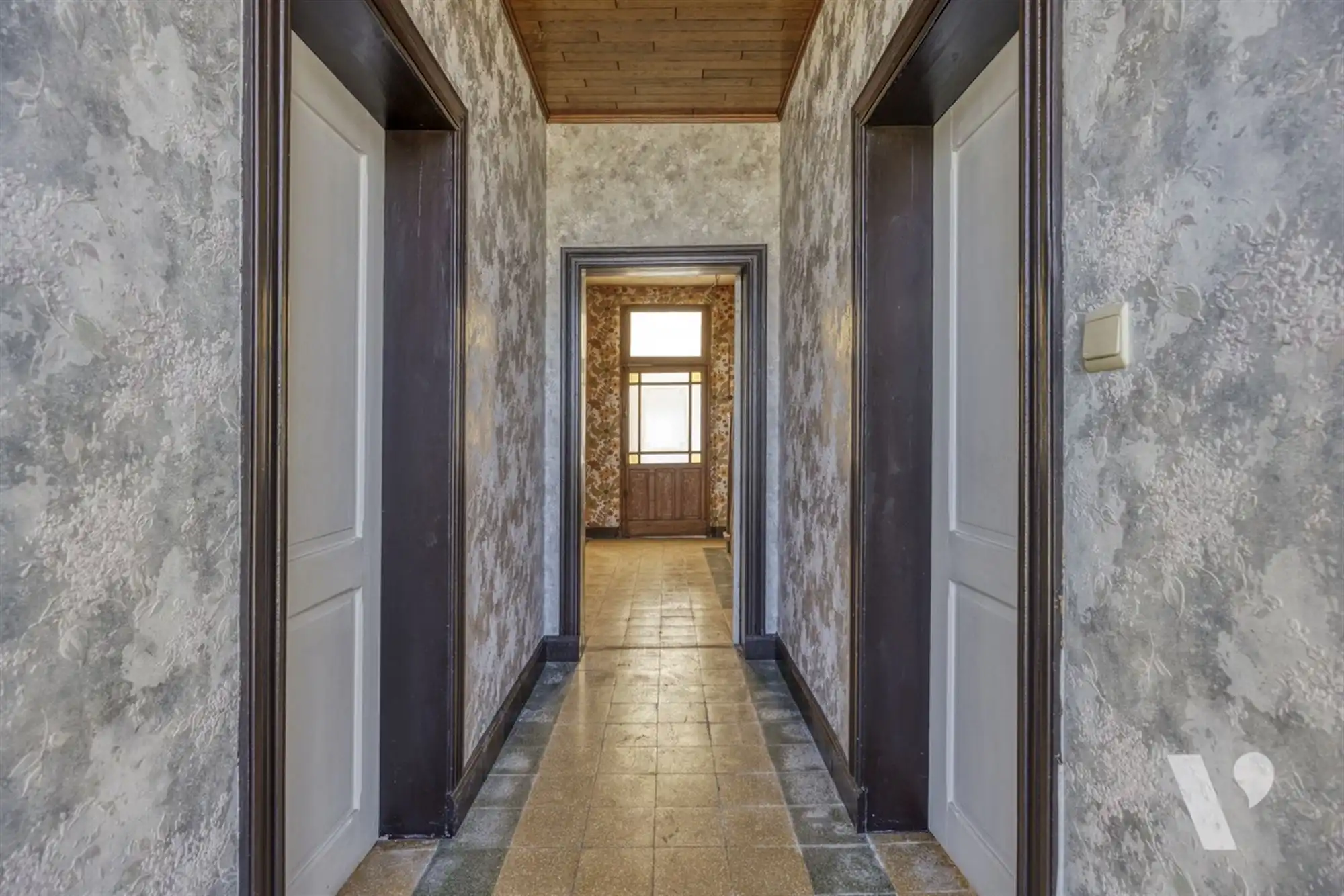 Statige woning met bijgebouw, tuin en weiland op 61a87ca foto 5