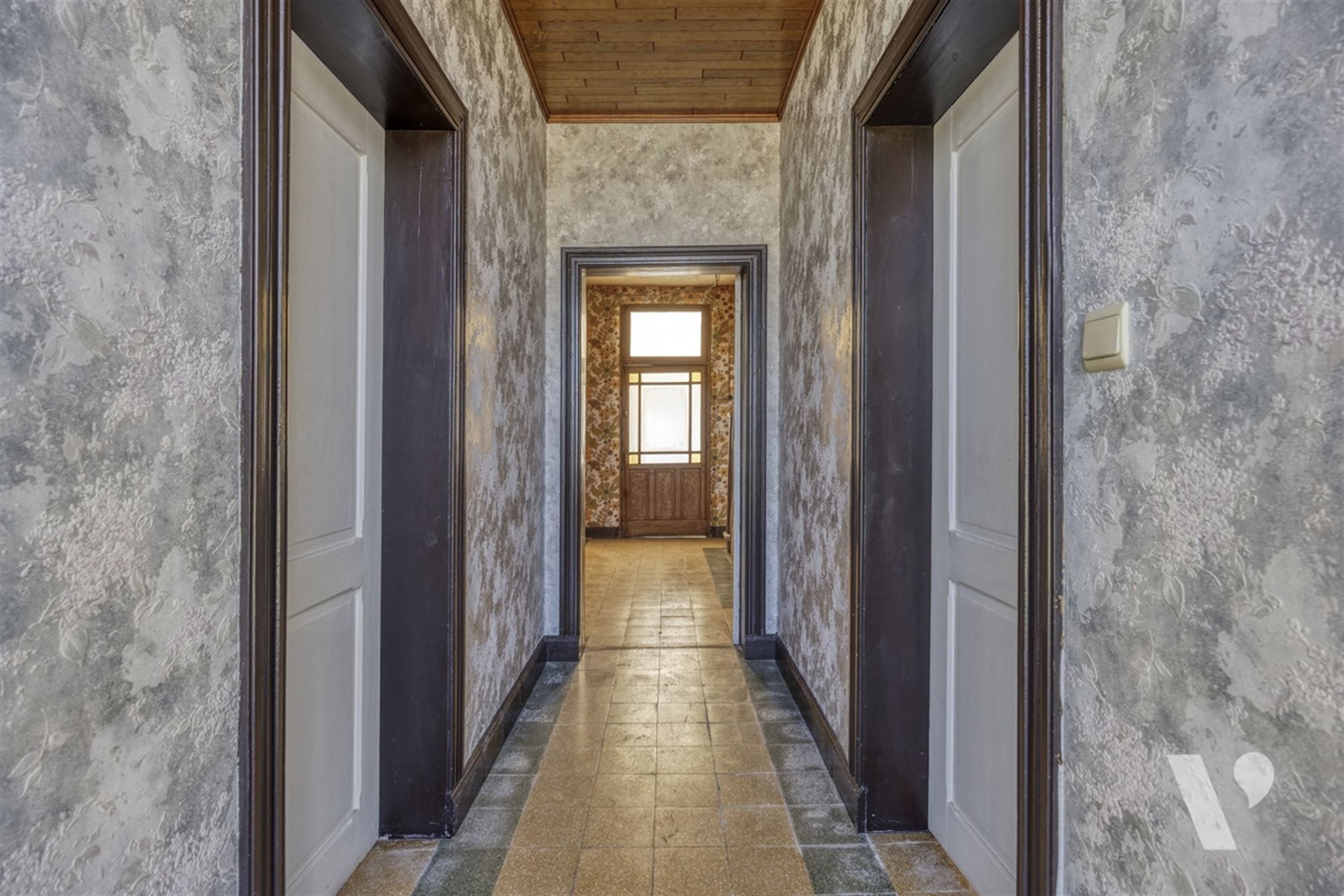 Statige woning met bijgebouw, tuin en weiland op 61a87ca foto 5