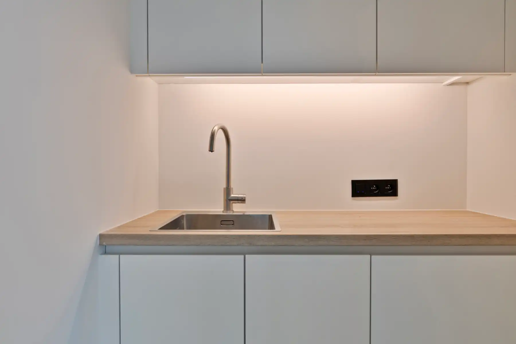 Kantoor te huur foto 14