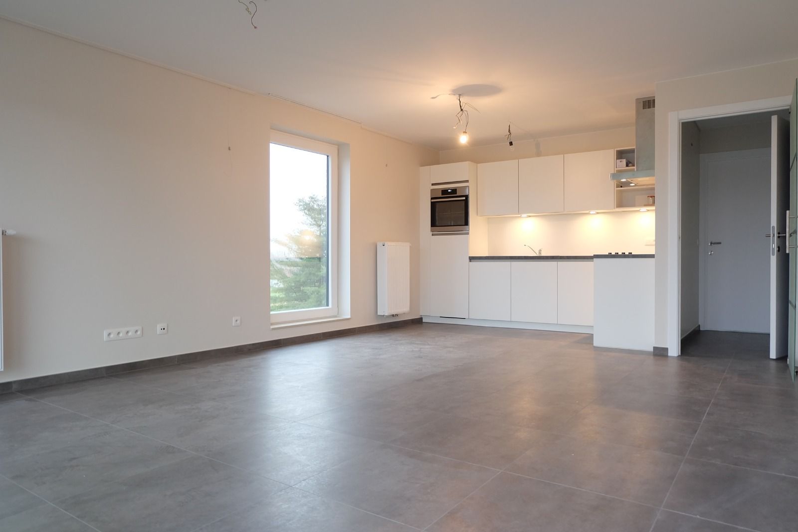 Appartement met frontaal zicht op het Schipdonkkanaal foto 2