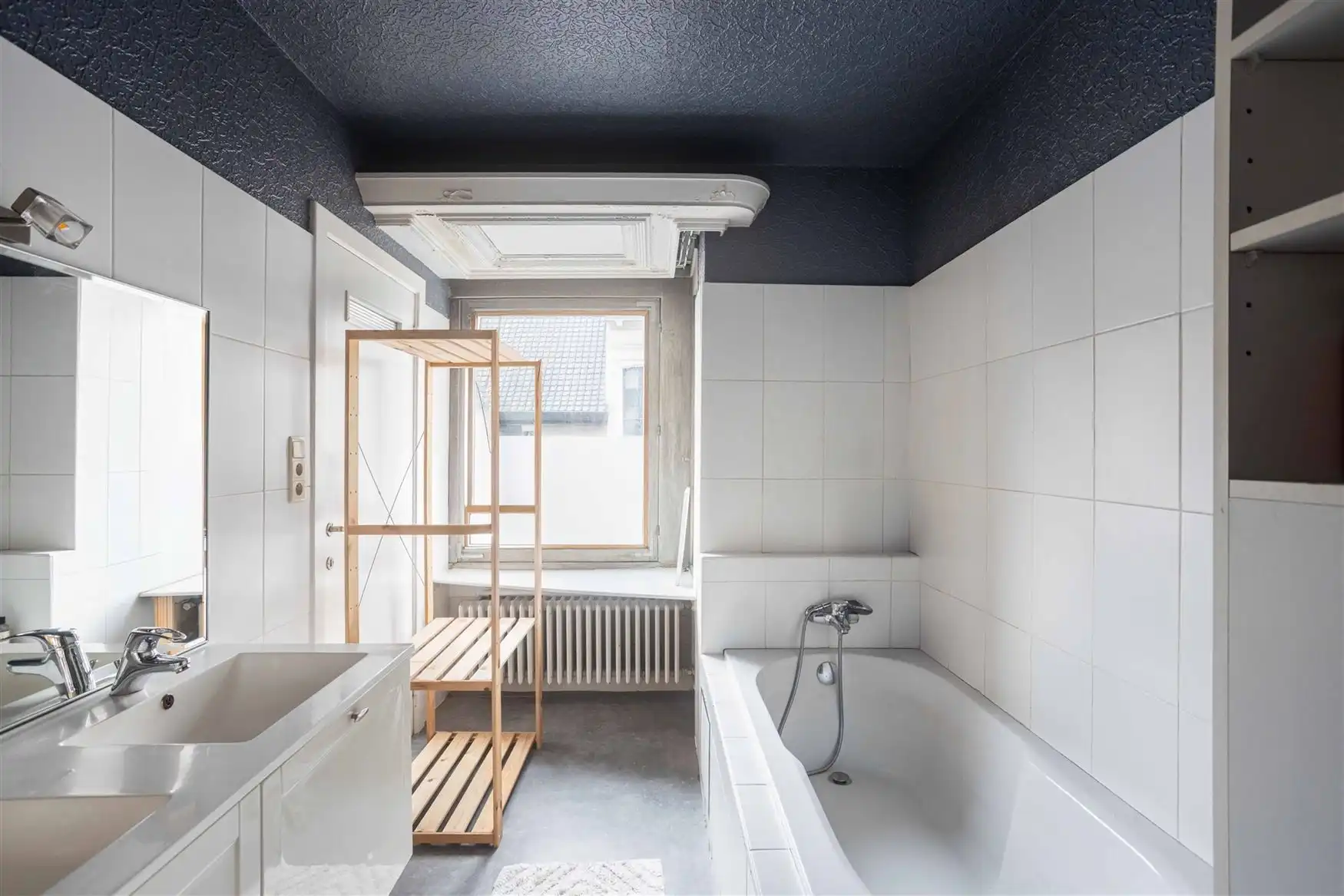 Unieke woning met terras en karaktervolle details. foto 24