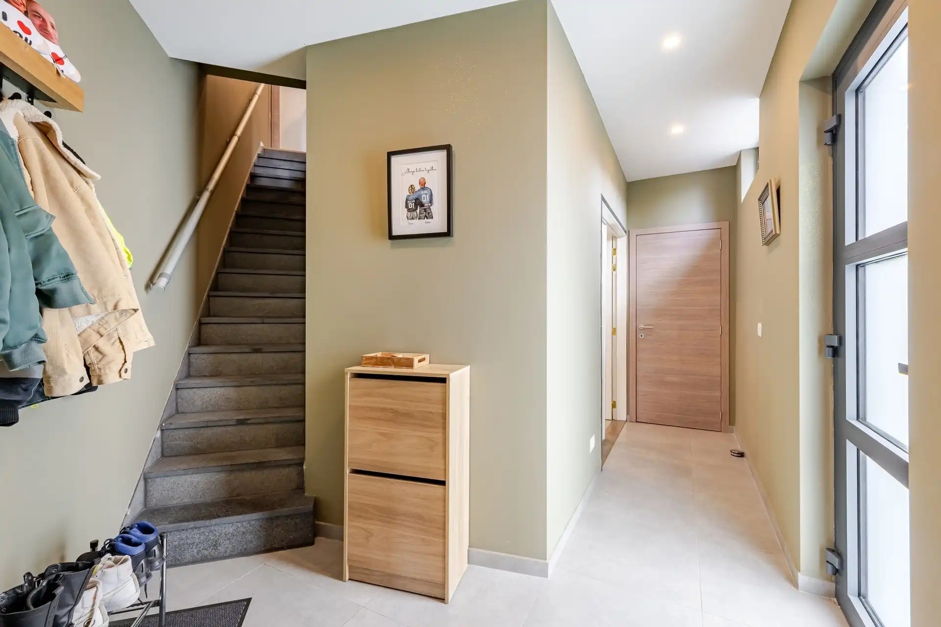 Instapklare woning met 3 ruime slaapkamers! foto 7
