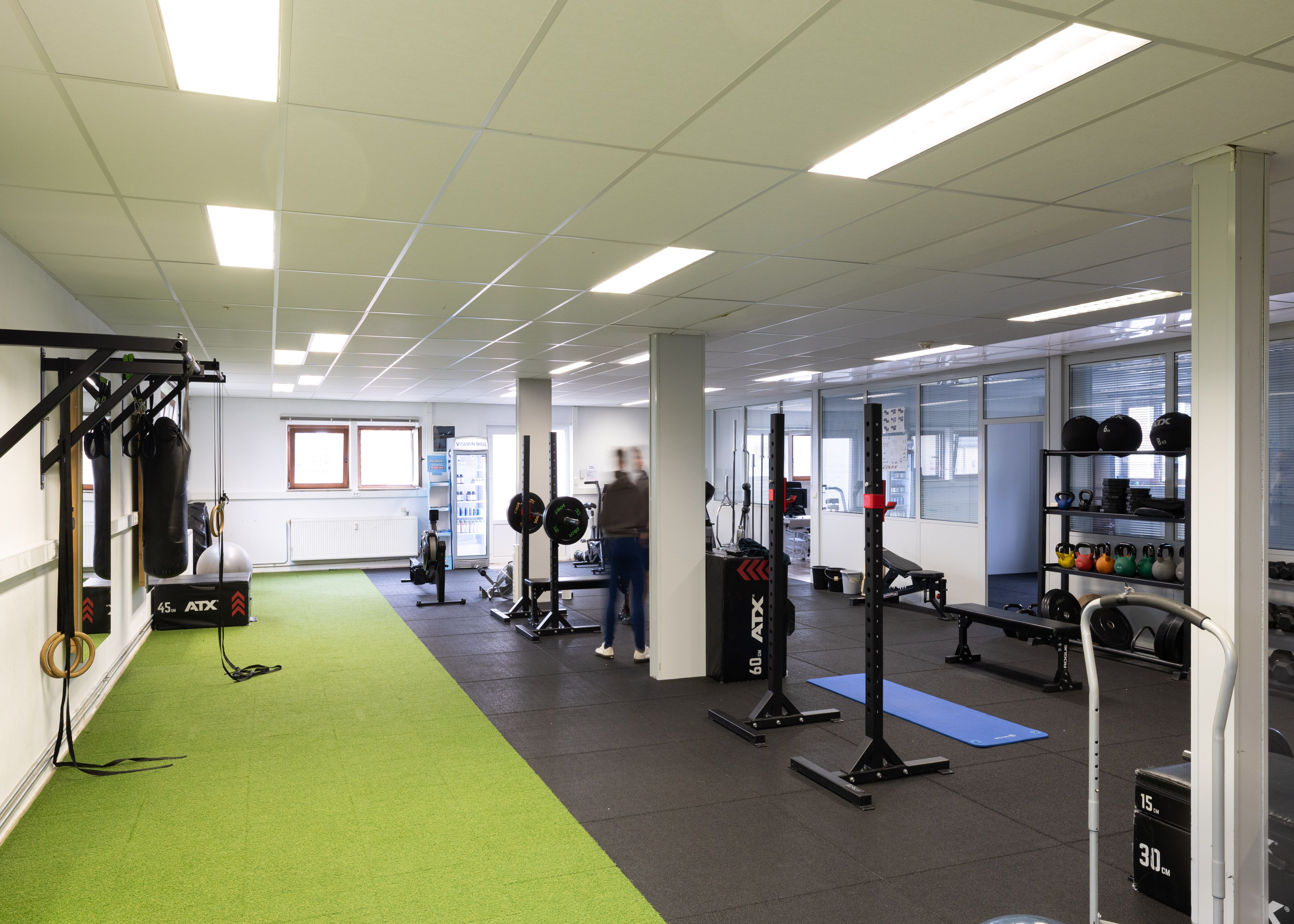 Loods + 5 vergunde woningen foto 4