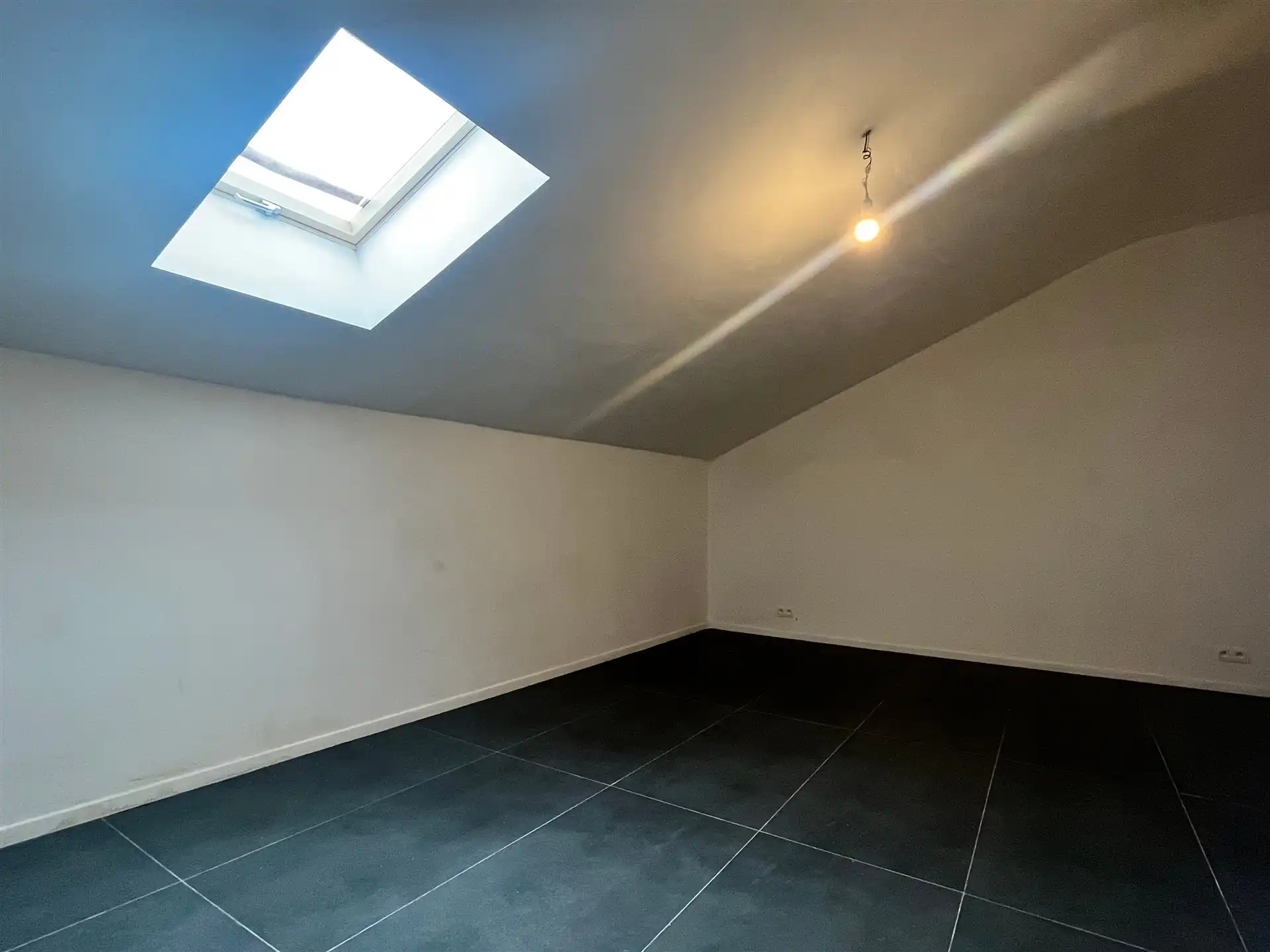 Volledig gerenoveerd Duplex-appartement! foto 9