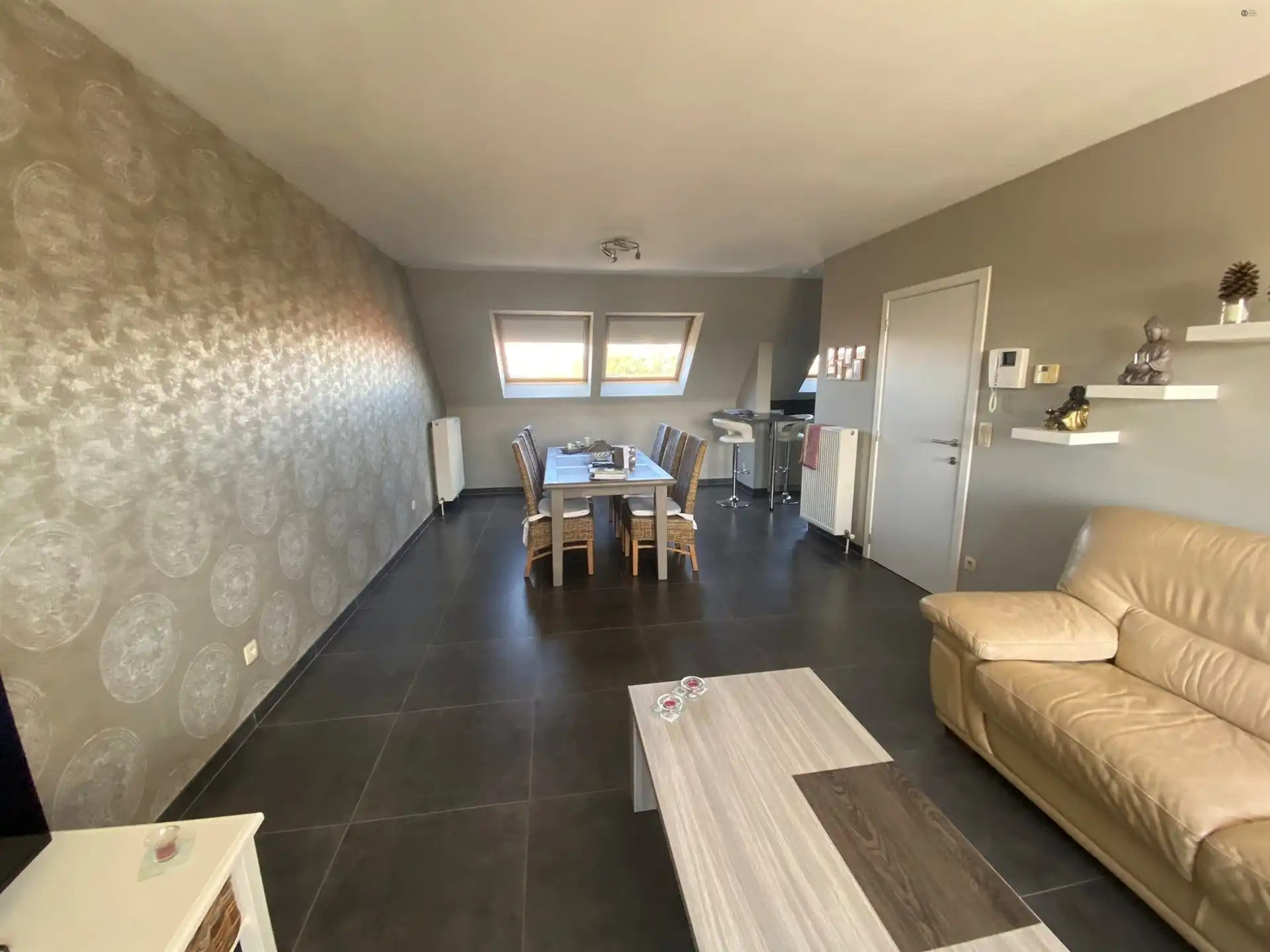 Centraal gelegen dakappartement foto 2