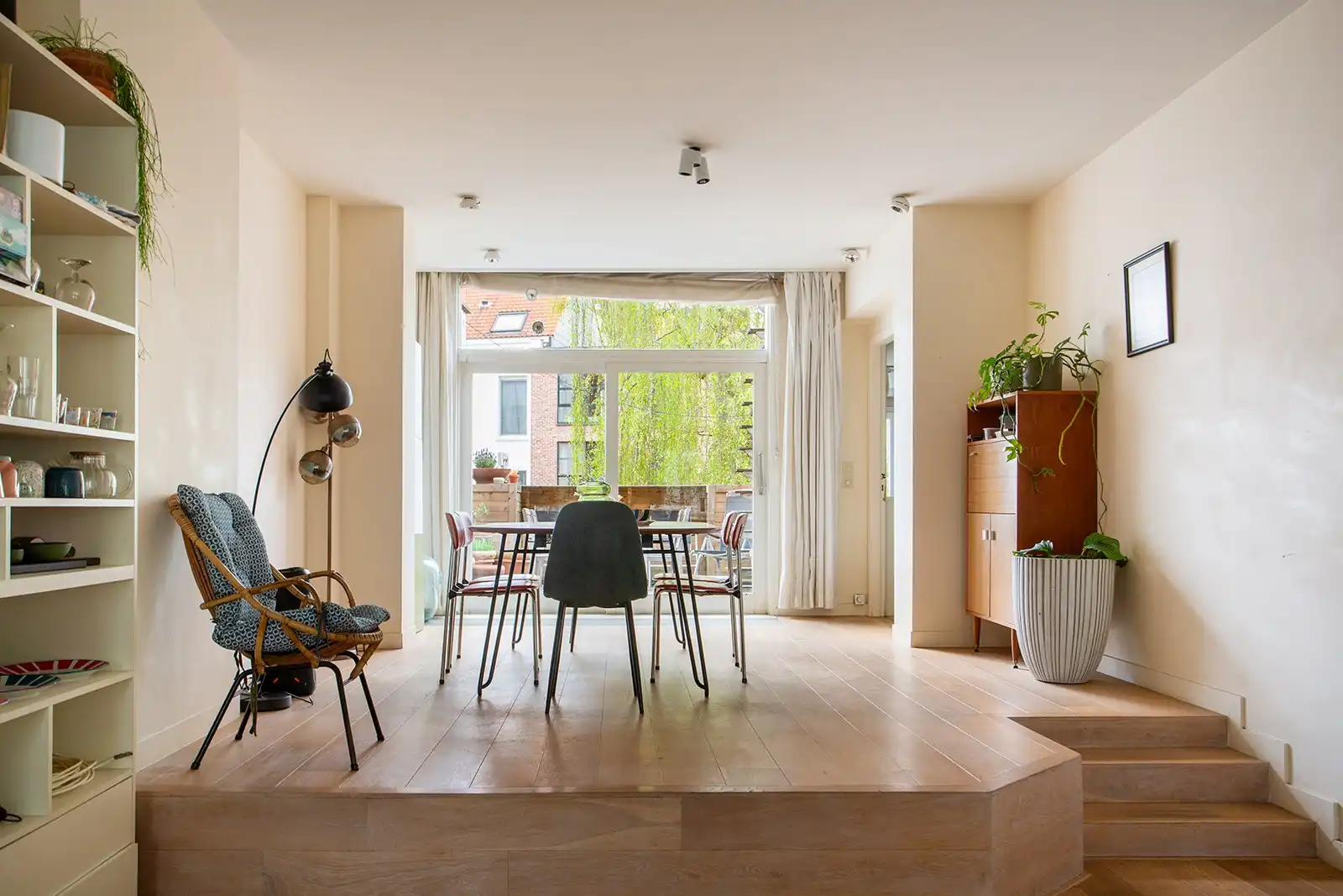 Karaktervolle en ruime woning met 6 slaapkamers op absolute toplocatie in Antwerpen foto 13